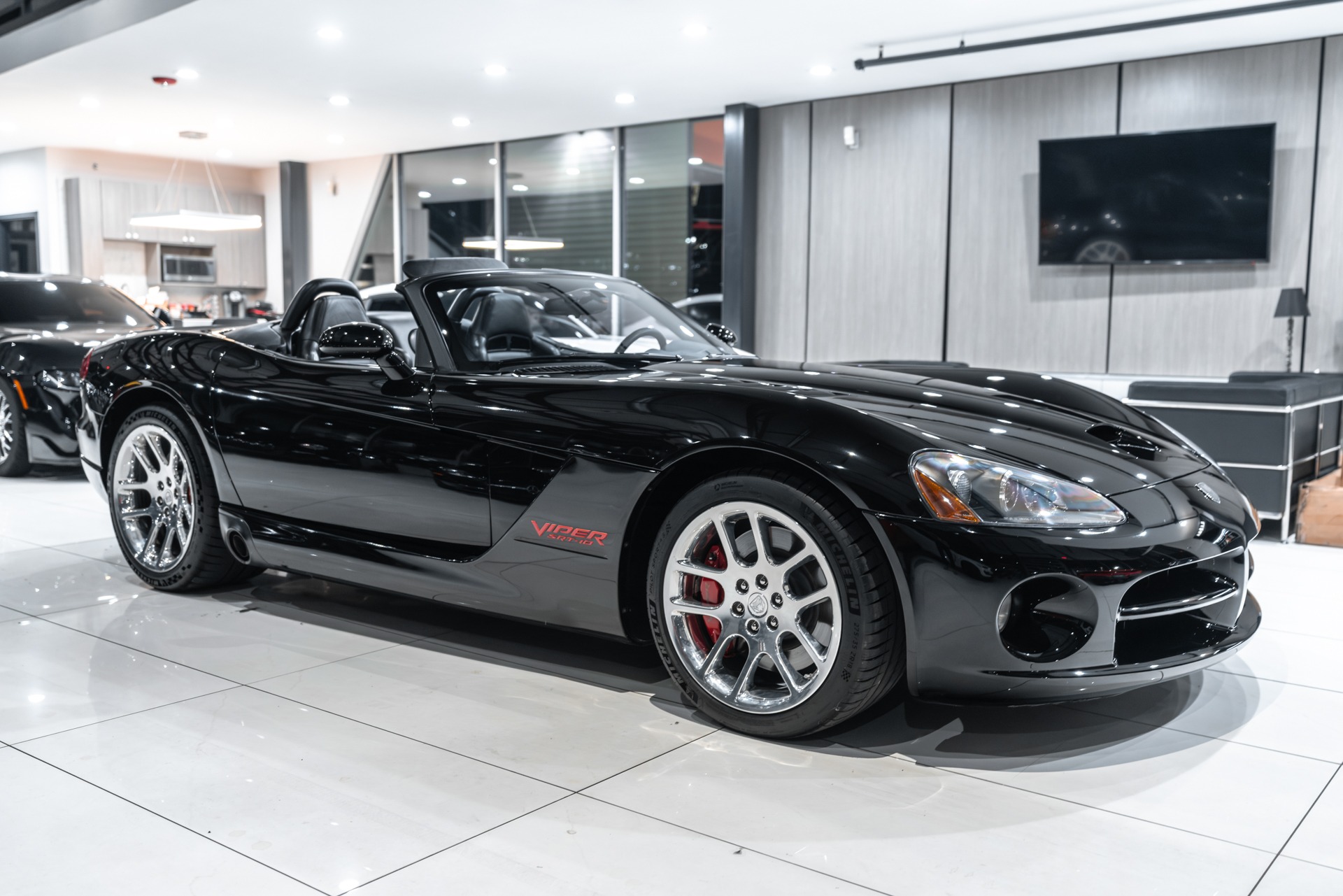 Used Dodge Viper Srt Convertible Completely Stock Low Miles