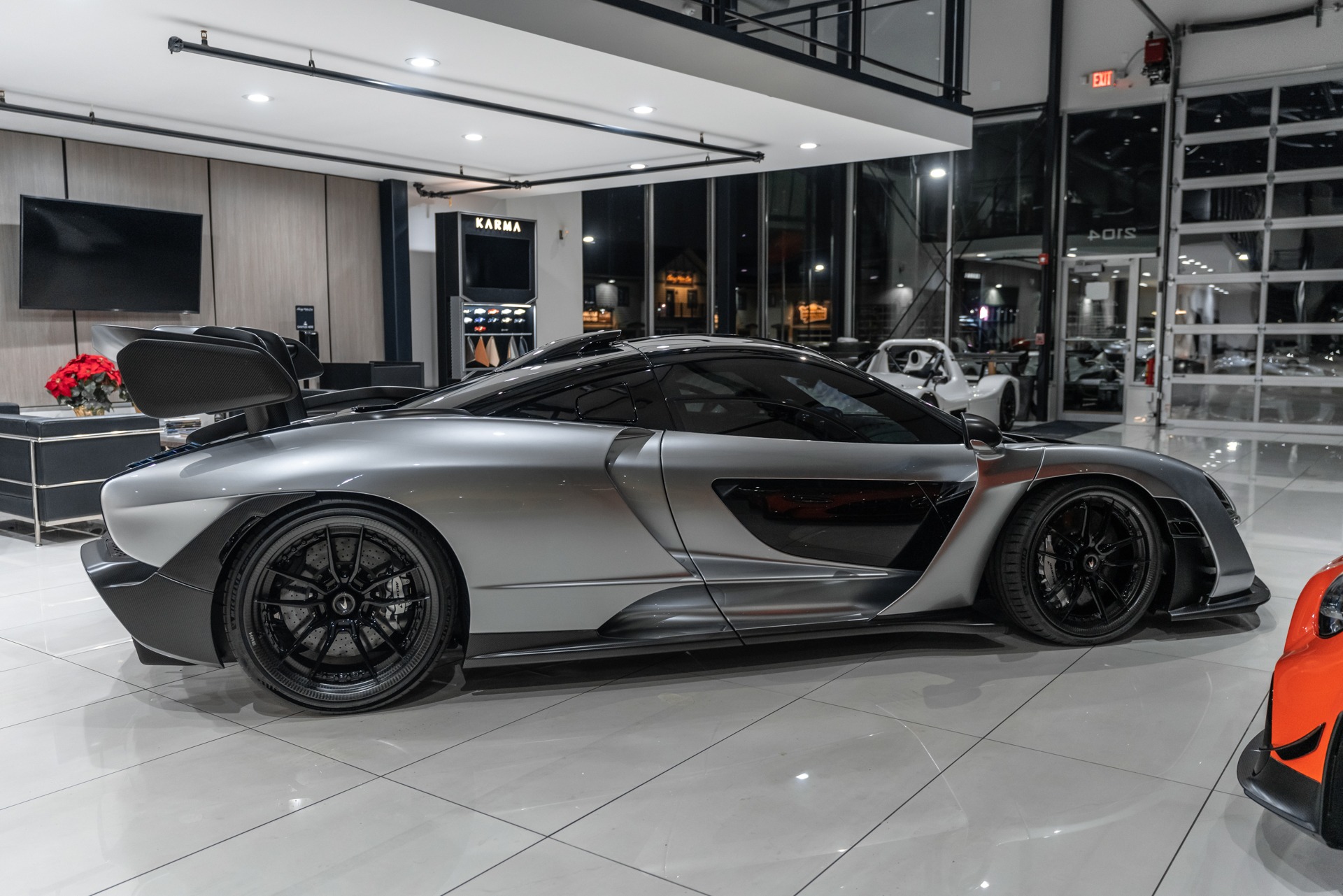 2019 McLaren Senna