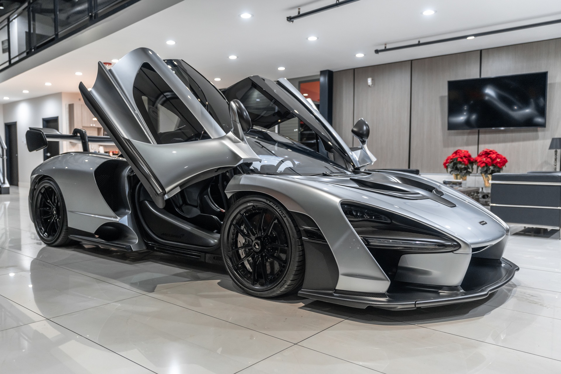 2019 McLaren Senna