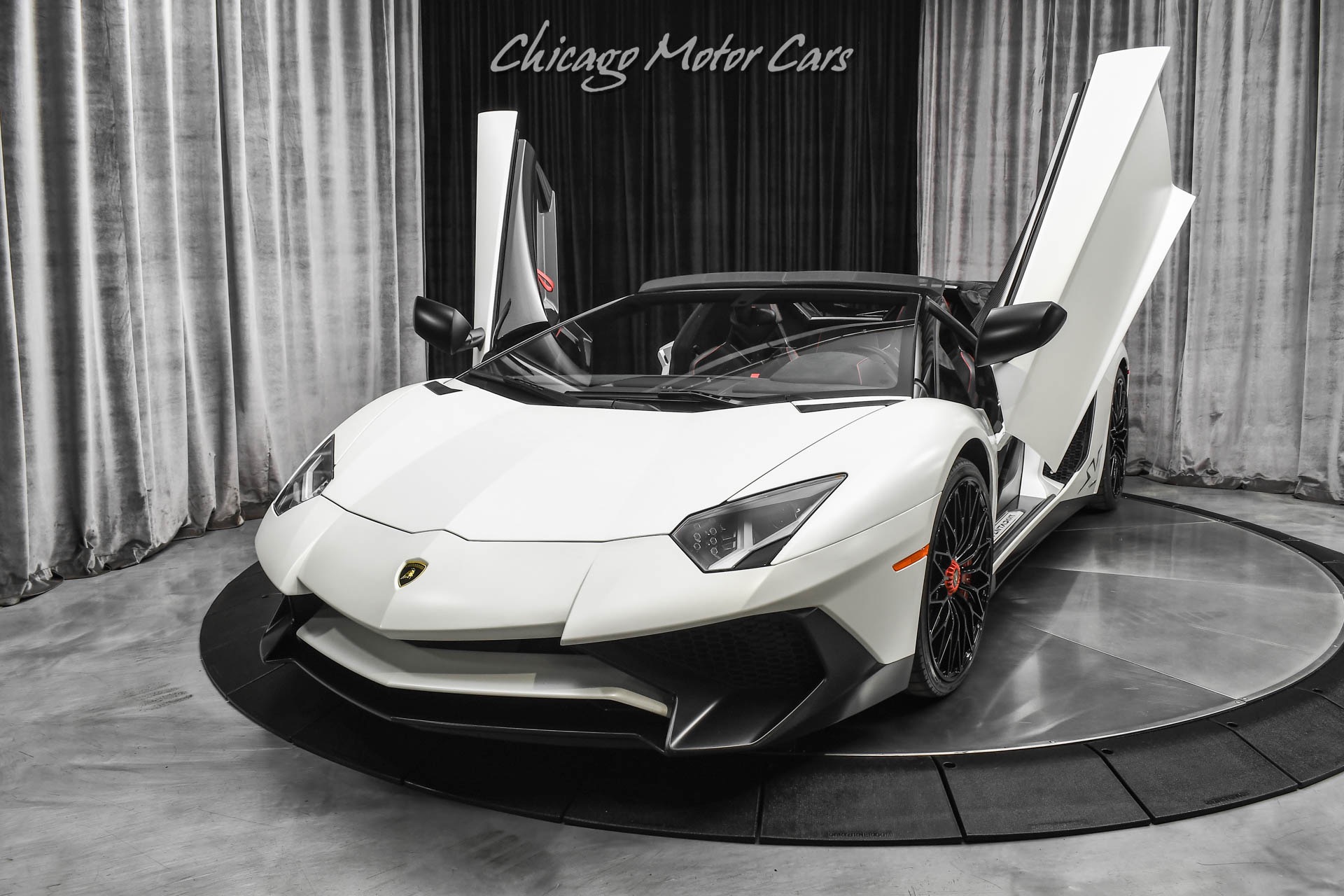 2016 Lamborghini Aventador