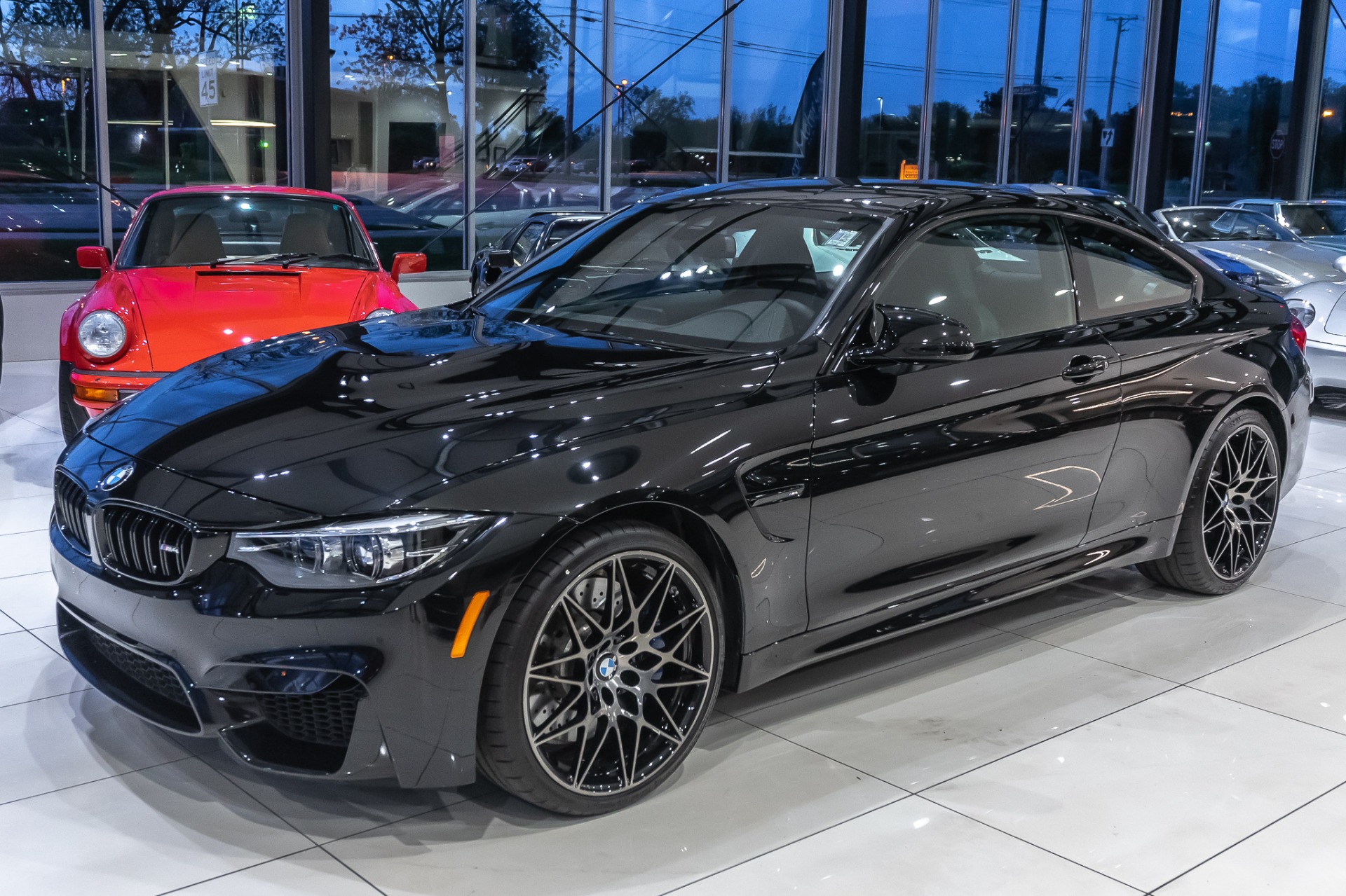 М 2019. BMW m4 2019. BMW m4 Competition черная. BMW m4 Competition Coupe. BMW m4 Competition 2019.