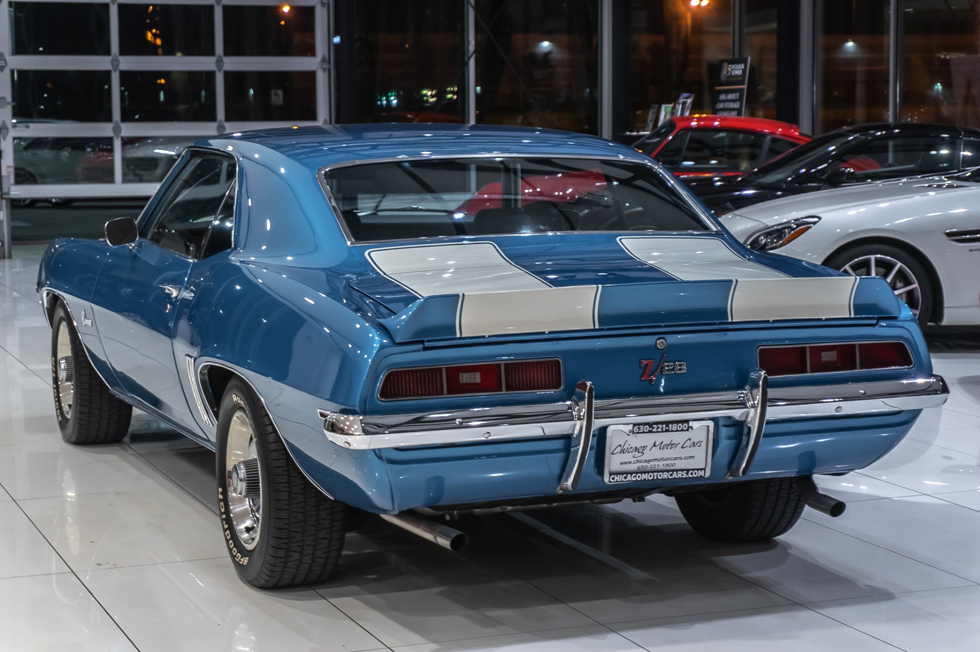 Chevrolet Camaro SS 1969 сзади