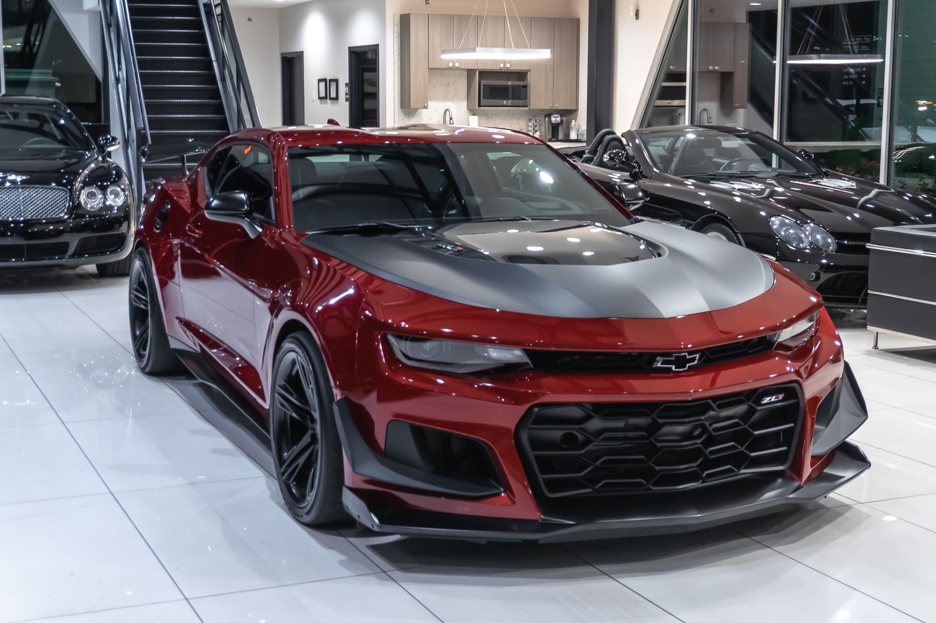 Шевроле Камаро zl1 2019