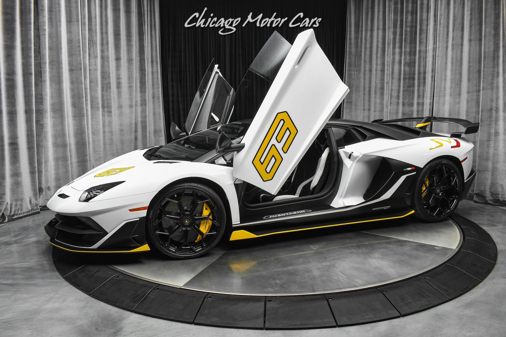 2020 Lamborghini Aventador