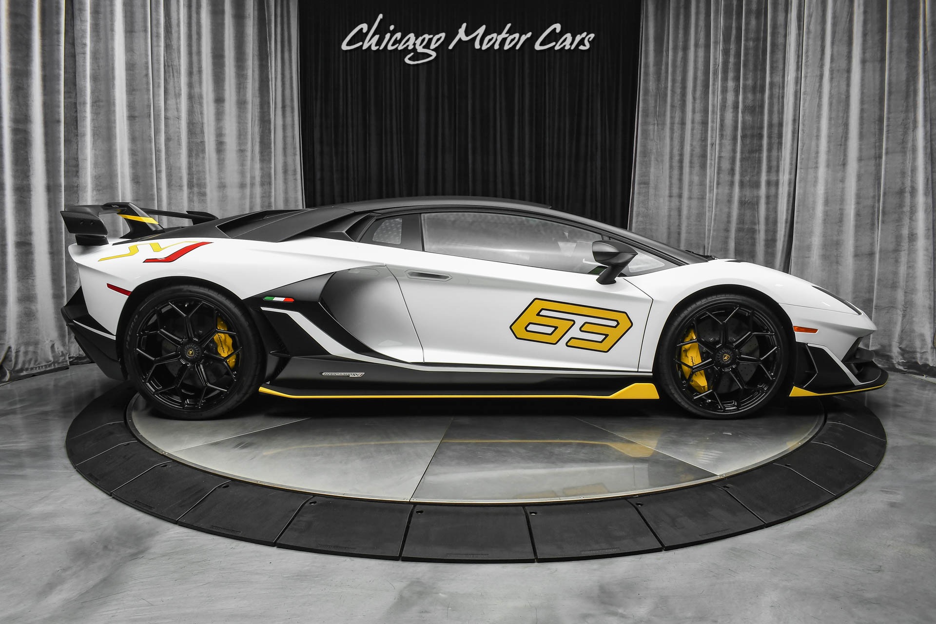 2020 Lamborghini Aventador