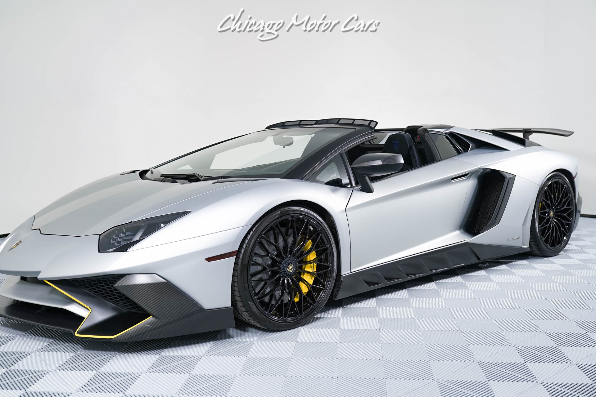 2017 Lamborghini Aventador