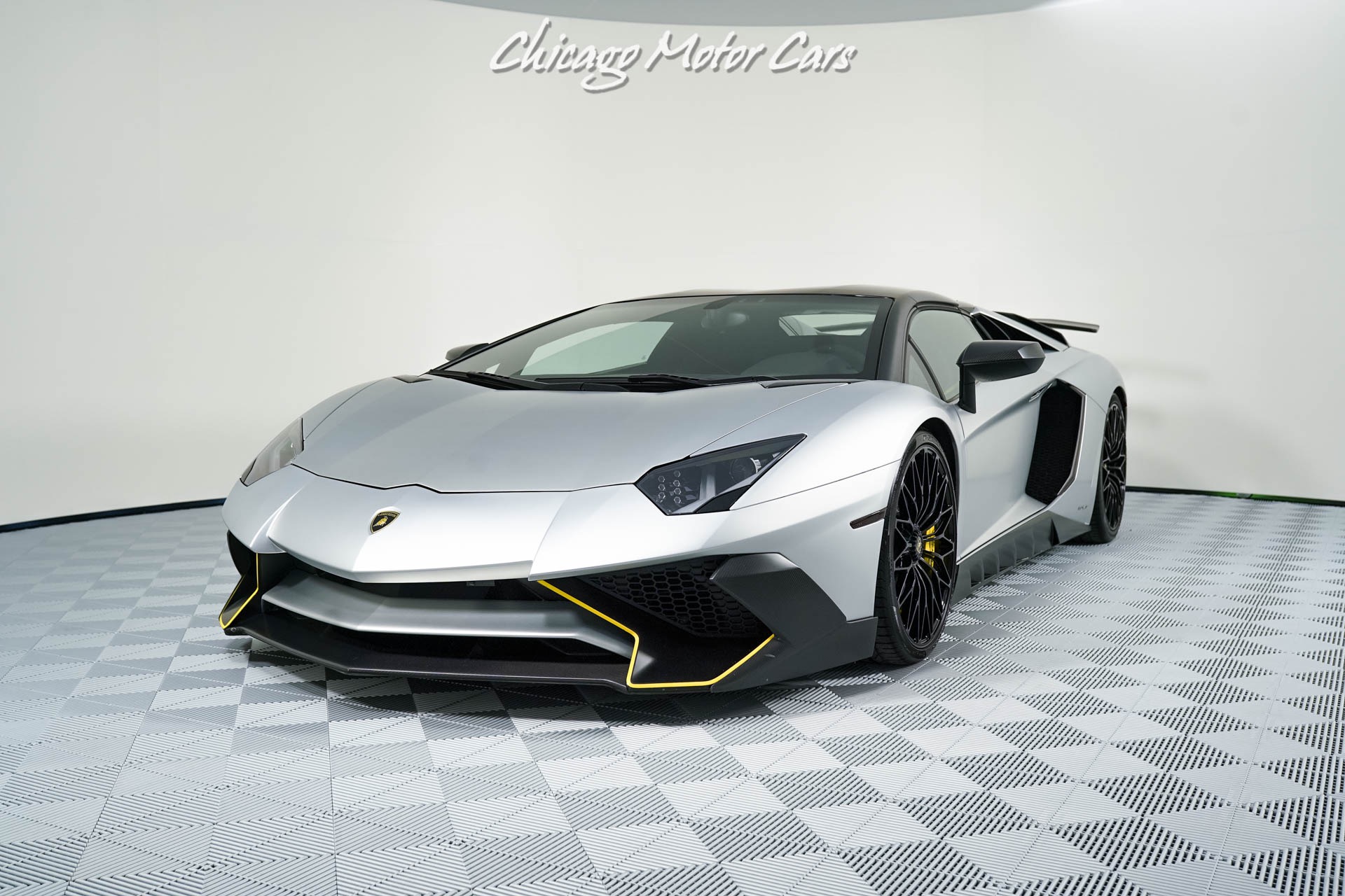 2017 Lamborghini Aventador