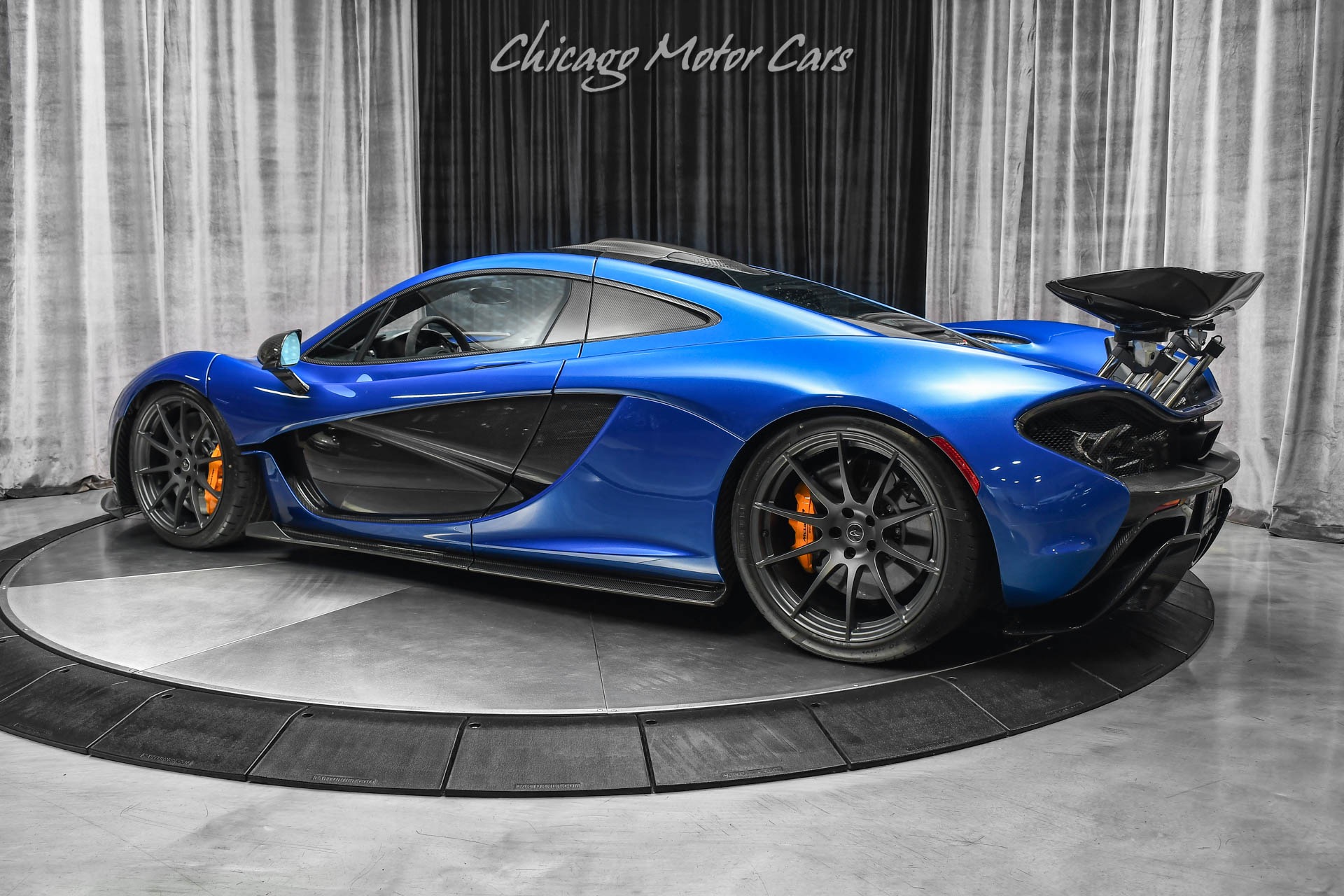 2015 McLaren P1