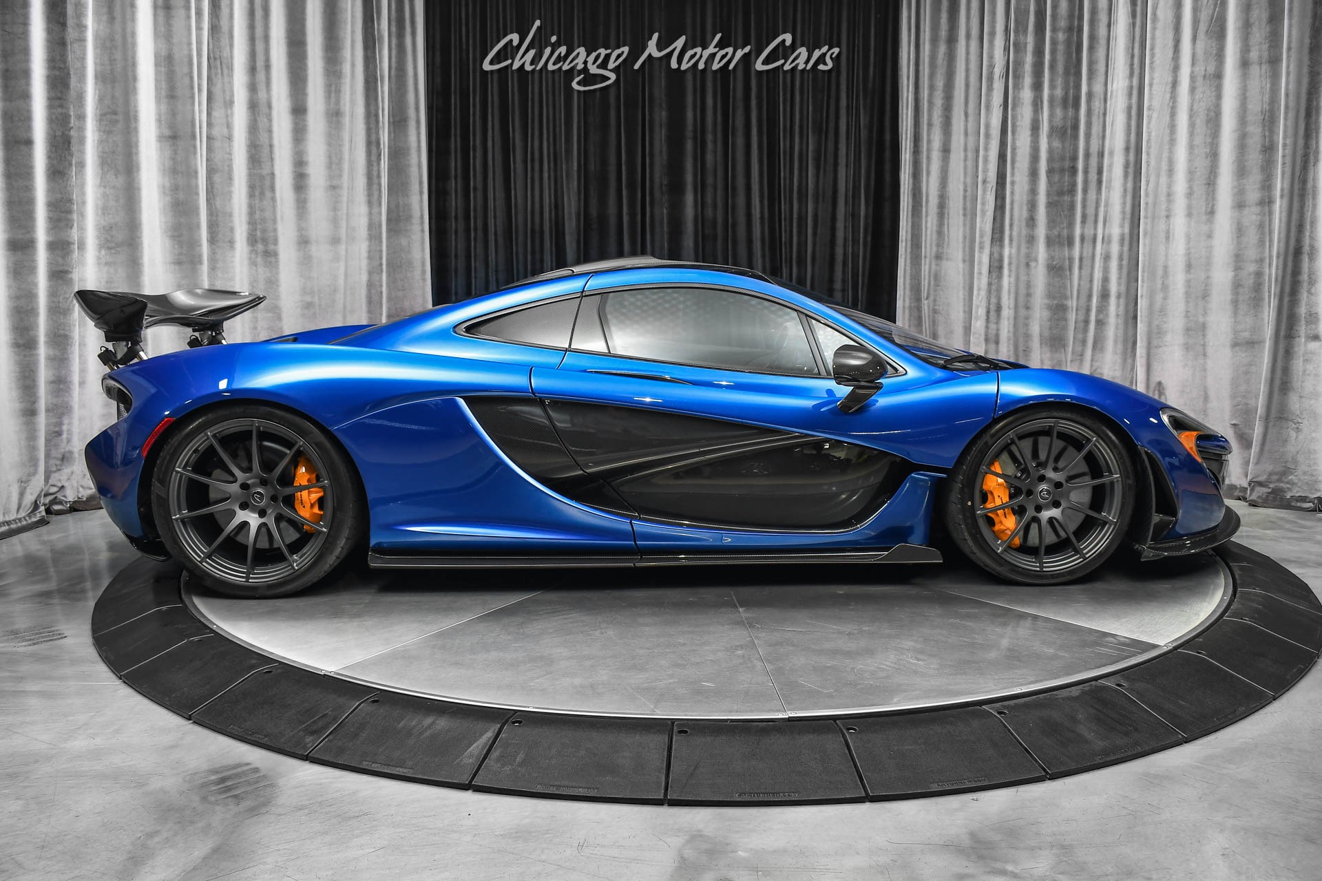 2015 McLaren P1