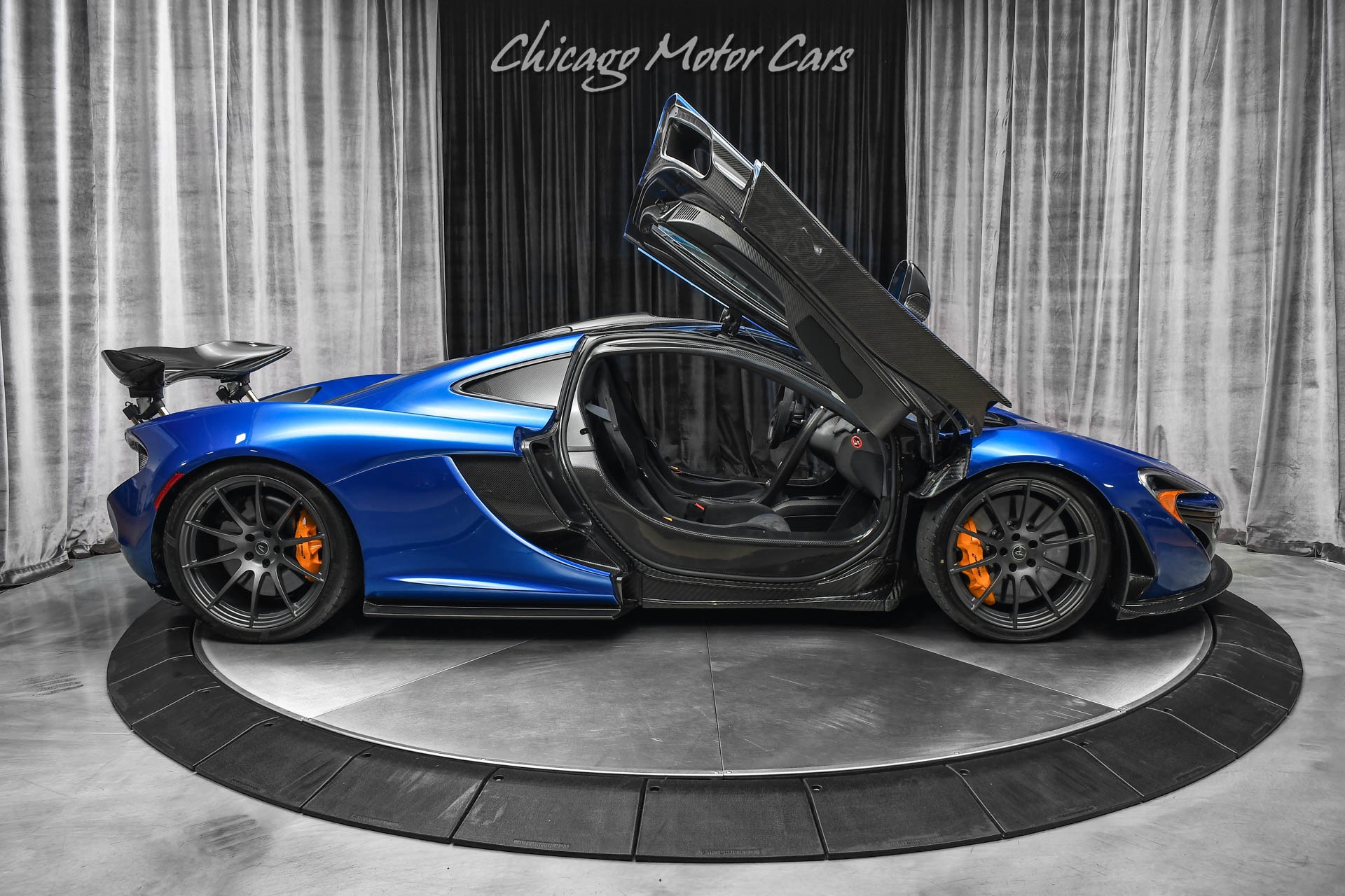 2015 McLaren P1