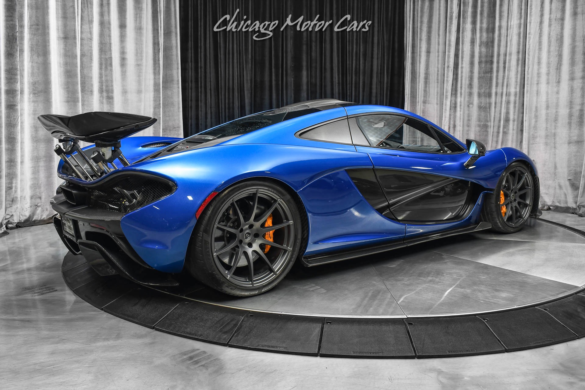 2015 McLaren P1