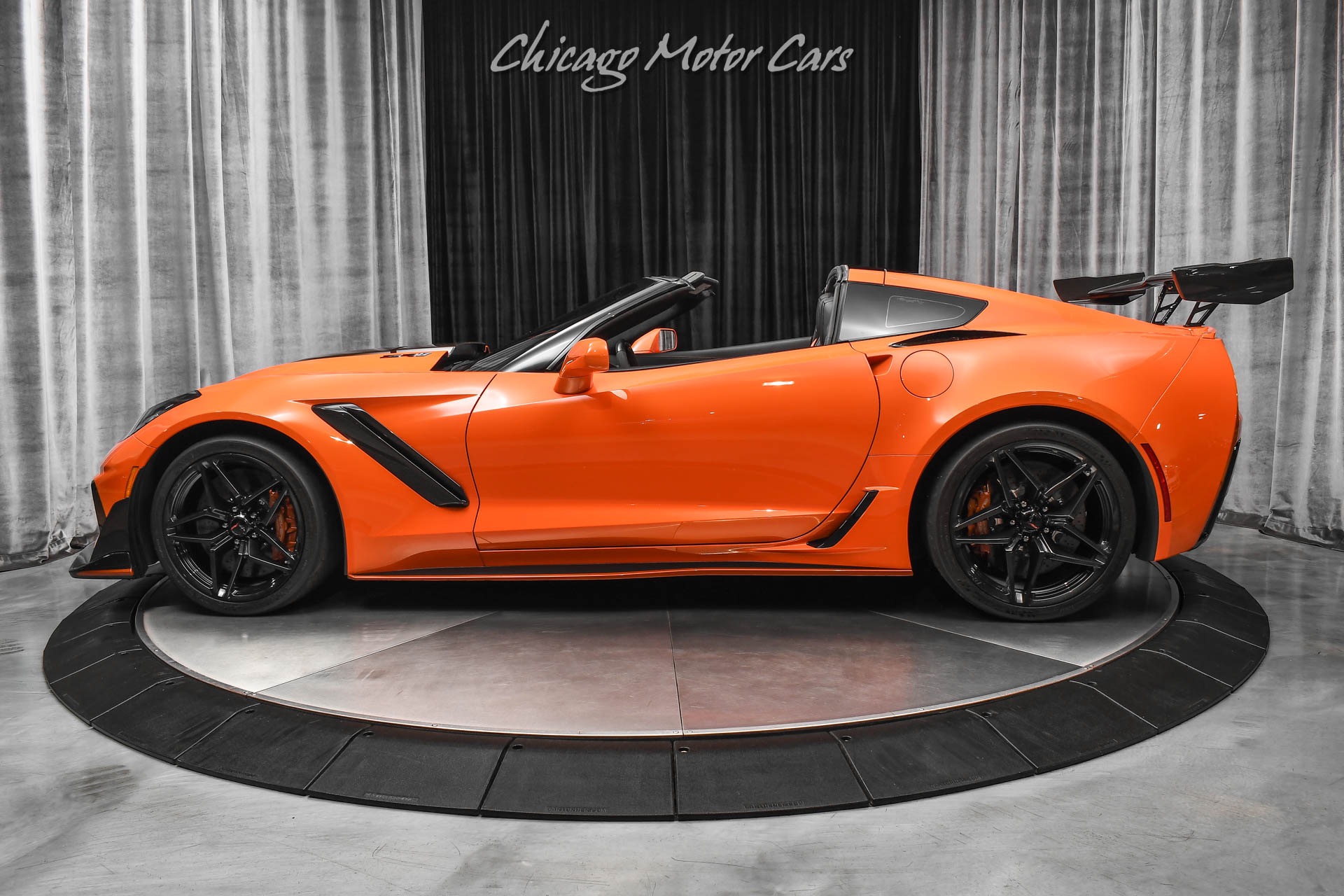 Used-2019-Chevrolet-Corvette-ZR1-3ZR-Coupe-ZTK-Performance-Pkg-Sebring-Orange-Design-Pkg-LOW-Miles