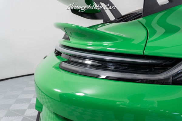 Used-2022-Porsche-911-GT3-PYTHON-GREEN-CARBON-FIBER-ROOF-NEW-GENERATION-992-LOADED