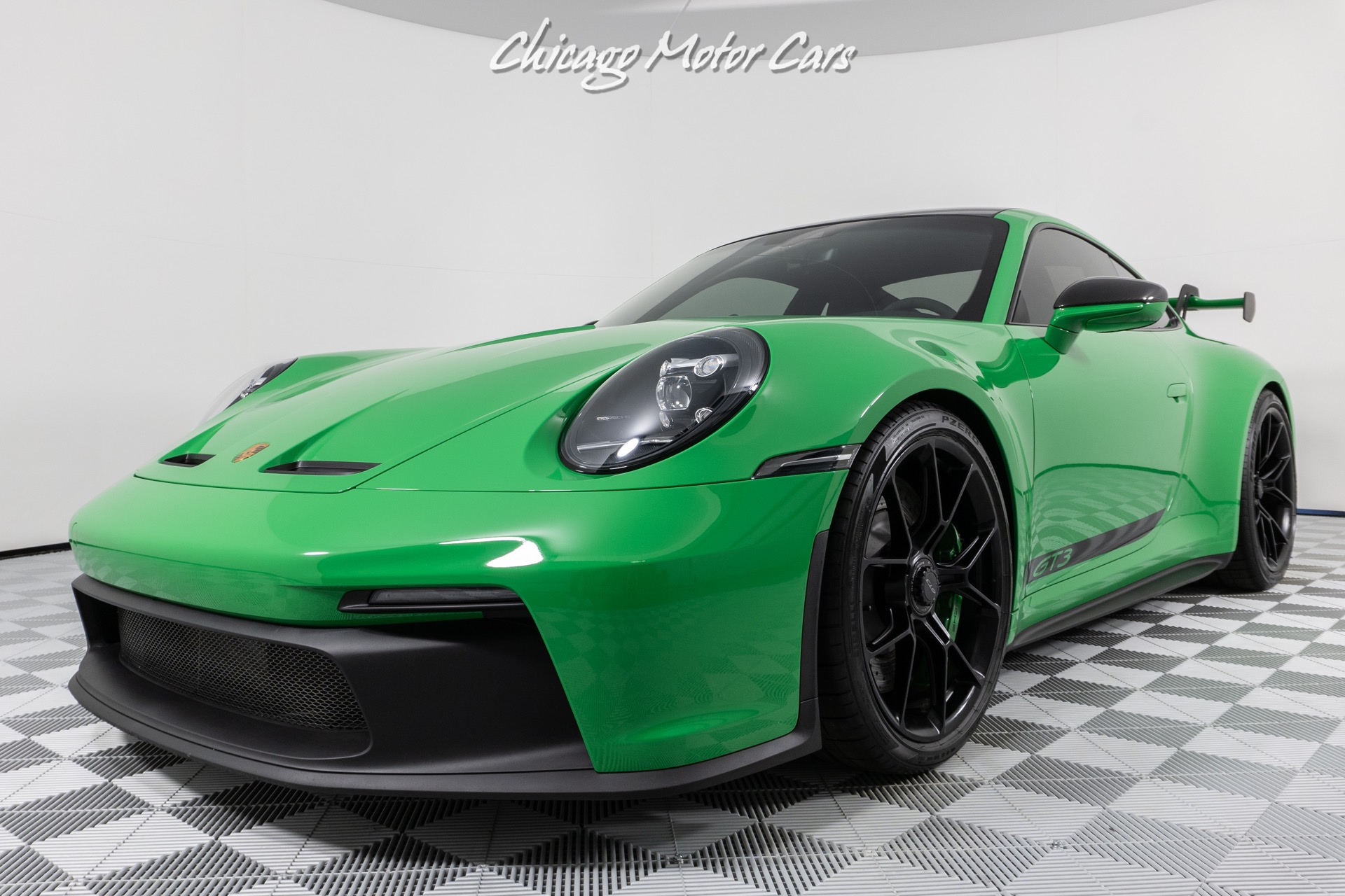 Used-2022-Porsche-911-GT3-PYTHON-GREEN-CARBON-FIBER-ROOF-NEW-GENERATION-992-LOADED