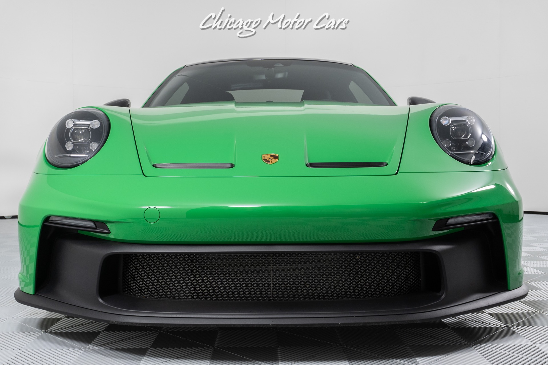 Used-2022-Porsche-911-GT3-PYTHON-GREEN-CARBON-FIBER-ROOF-NEW-GENERATION-992-LOADED