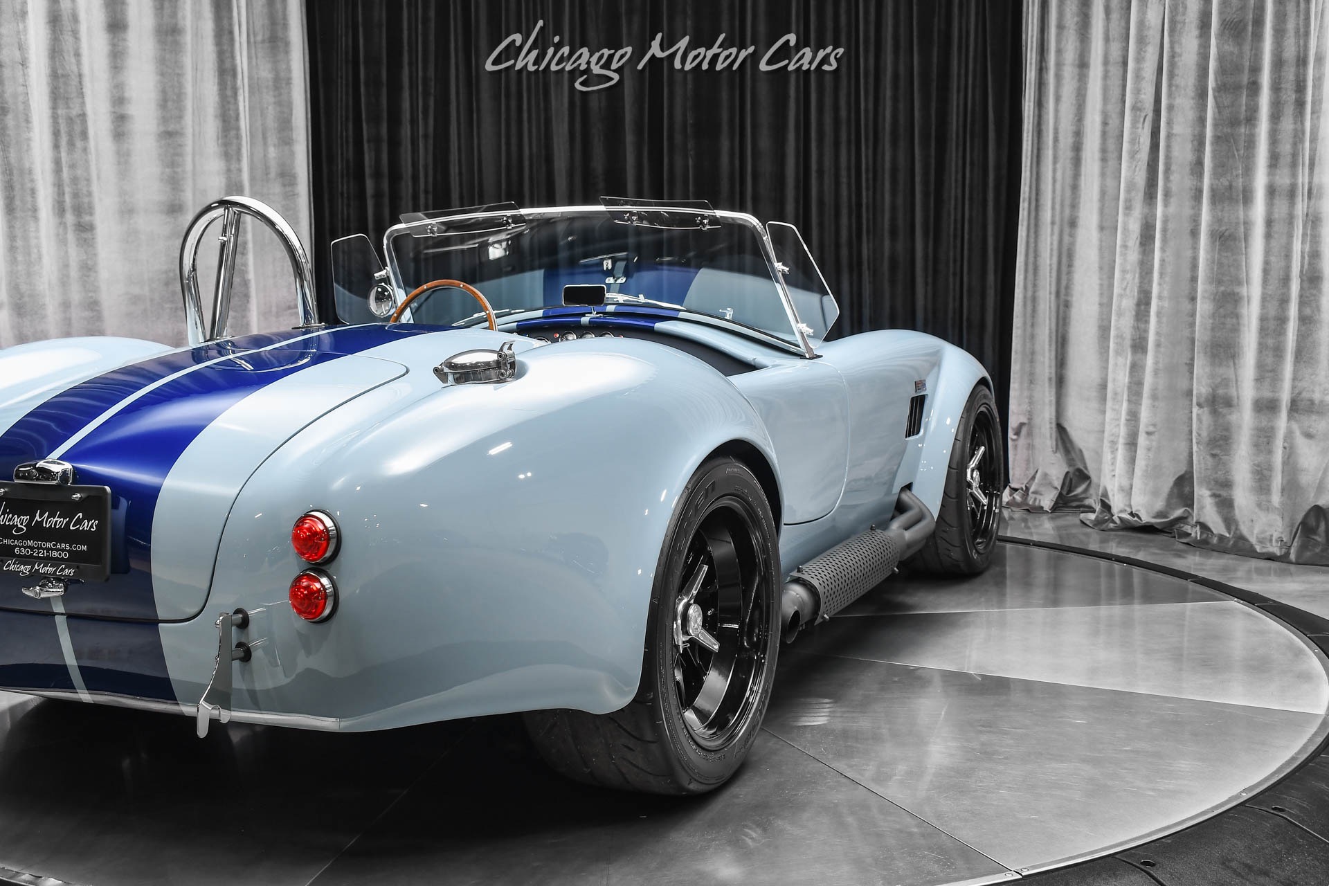 Used-1965-BACKDRAFT-RACING-Roadster-Cobra-427-Tremec-5-Speed-Classic-with-Todays-Tech-Upgrades