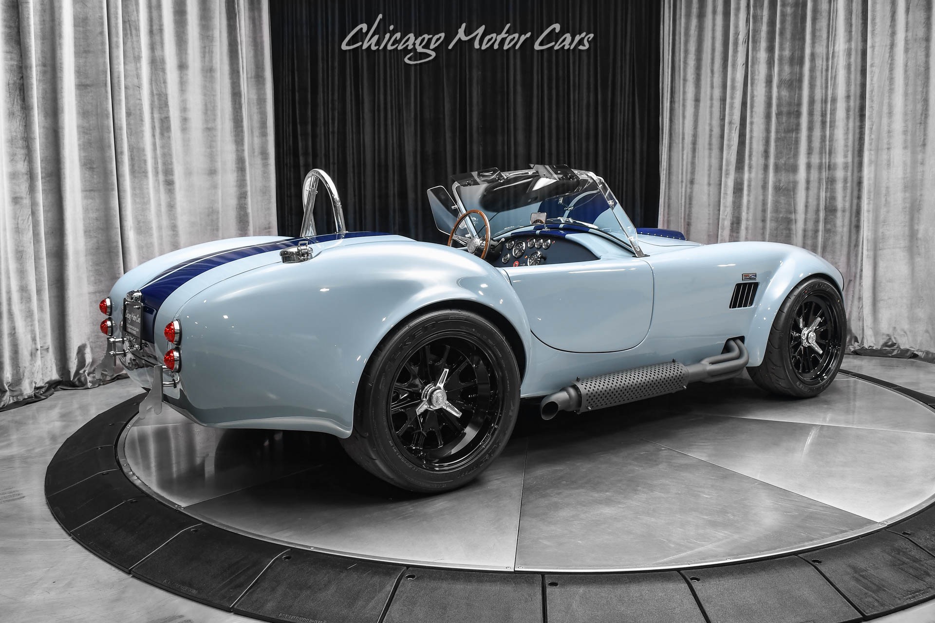 Used-1965-BACKDRAFT-RACING-Roadster-Cobra-427-Tremec-5-Speed-Classic-with-Todays-Tech-Upgrades