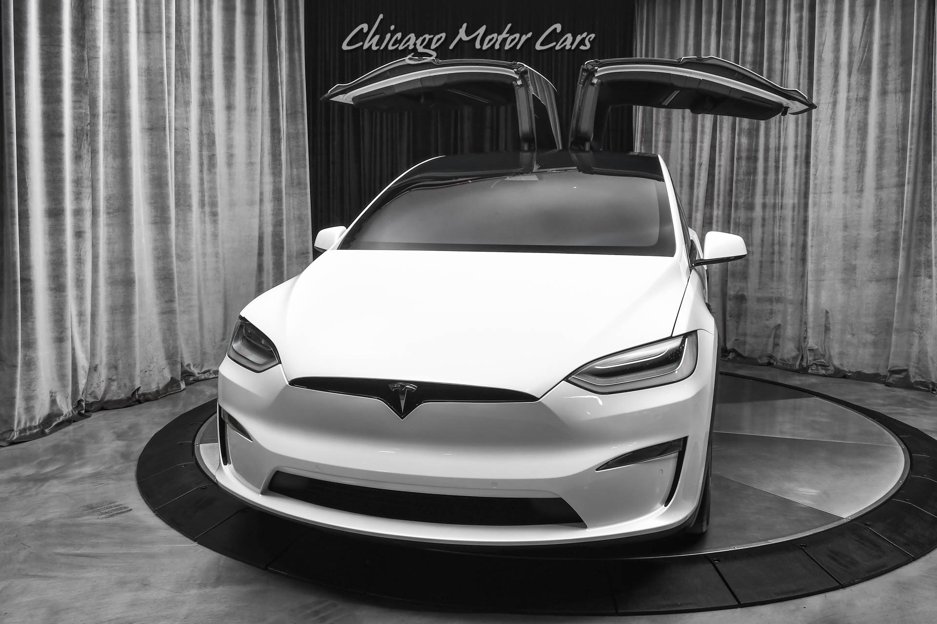 used-2022-tesla-model-x-plaid-suv-pearl-white-low-miles-autopilot