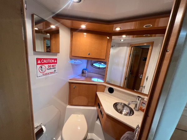 Used-2011-Four-Winns-V475-Only-750-Hours-Fully-Serviced-IP-600s-2-Heads-2-Staterooms