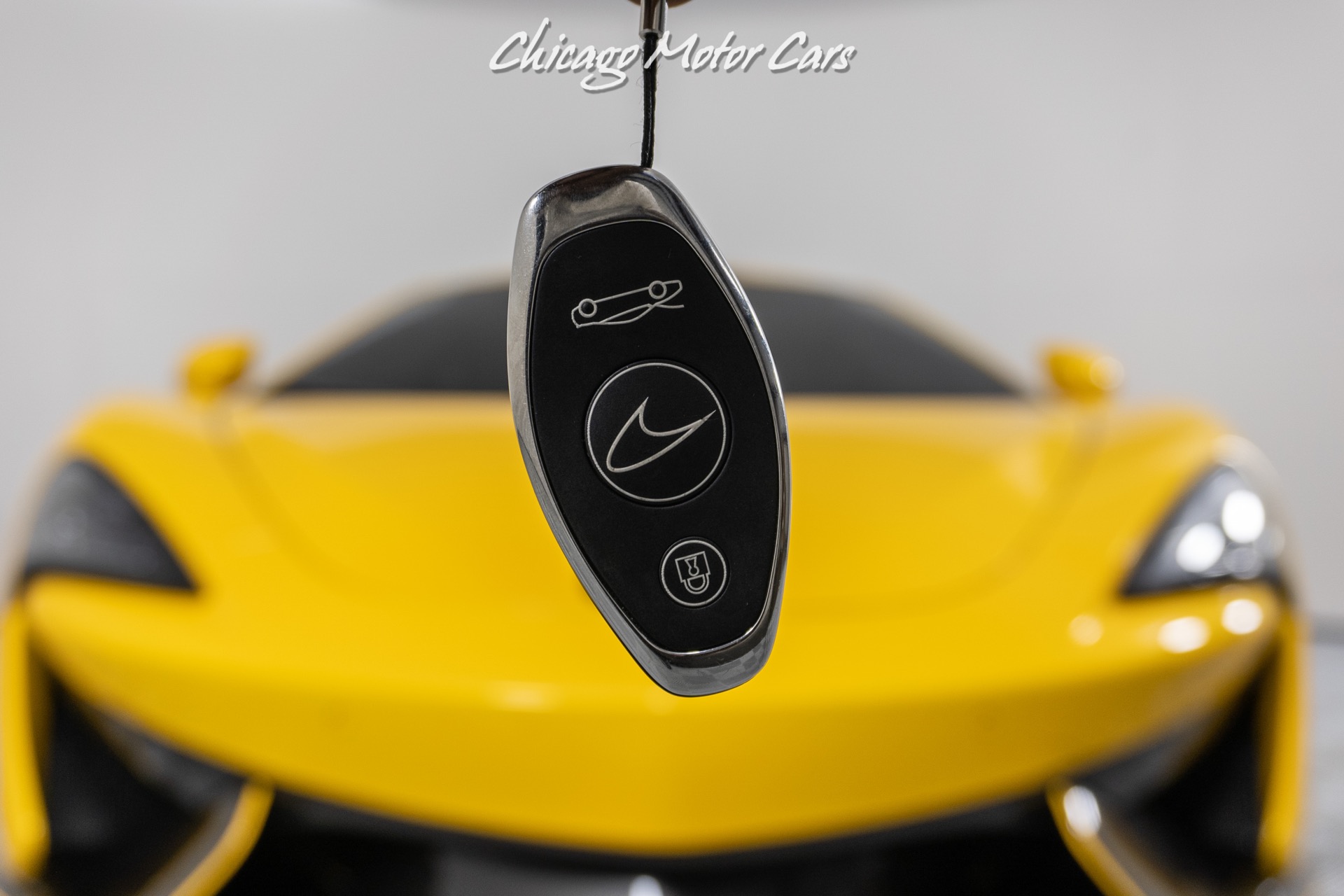 Used-2017-McLaren-570S-COUPE-STUNNING-VOLCANO-YELLOW-LUXURY-PACK-CARBON-FIBER-INTERIOR-ONLY-12K-MILES
