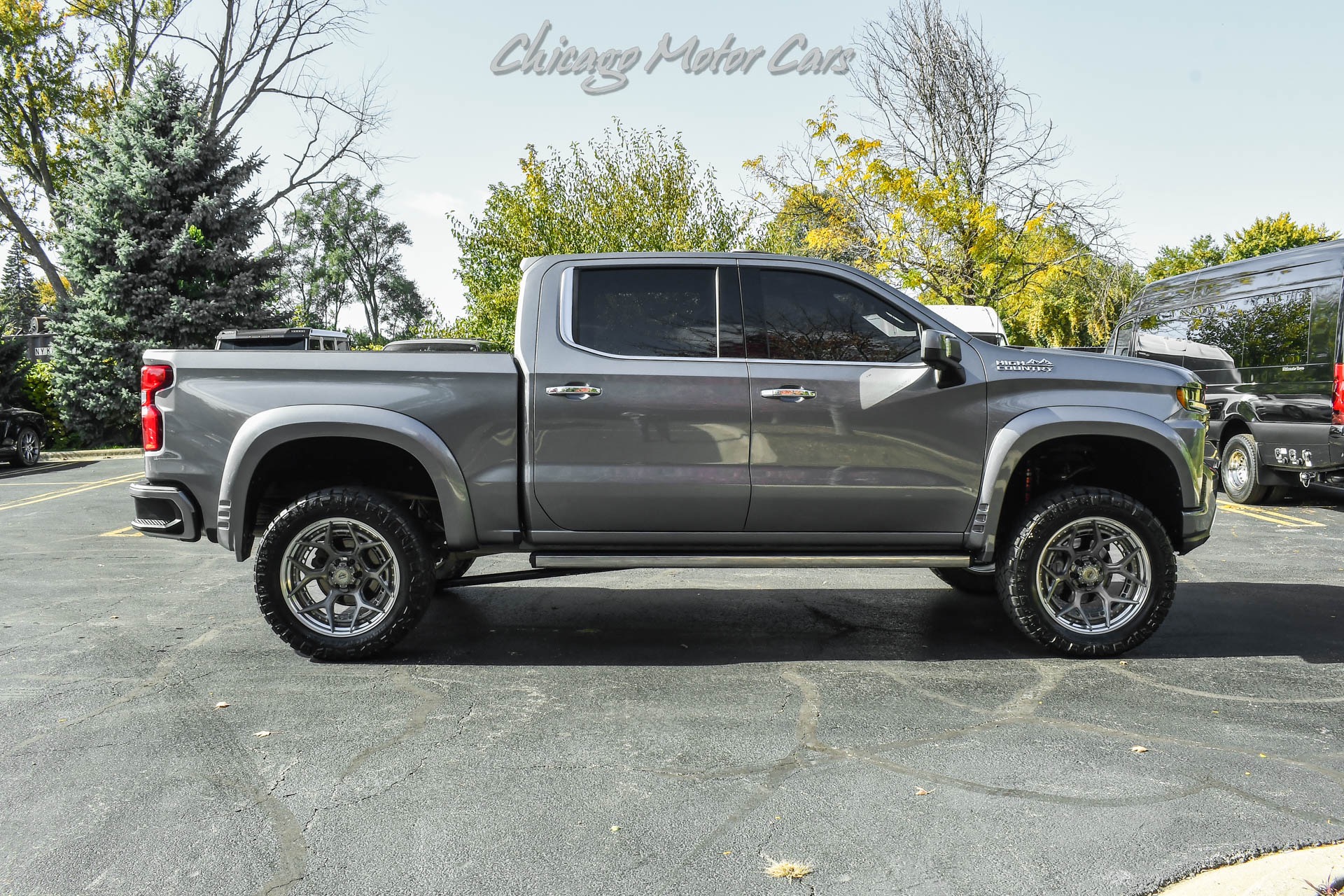 Used-2020-Chevrolet-Silverado-1500-High-Country-4X4-Pickup-62L-BDS-Lift-4PLAY-Wheels-LOADED