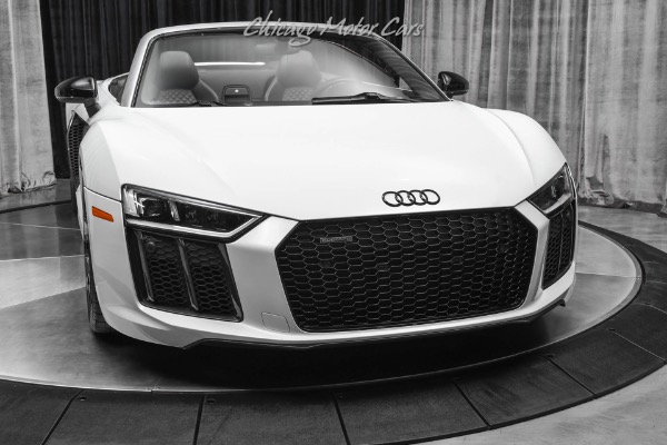 Used-2017-Audi-R8-52-quattro-V10-Spyder-Suzuka-Grey-BOTH-CARBON-PACKS-Full-Leather-Pkg