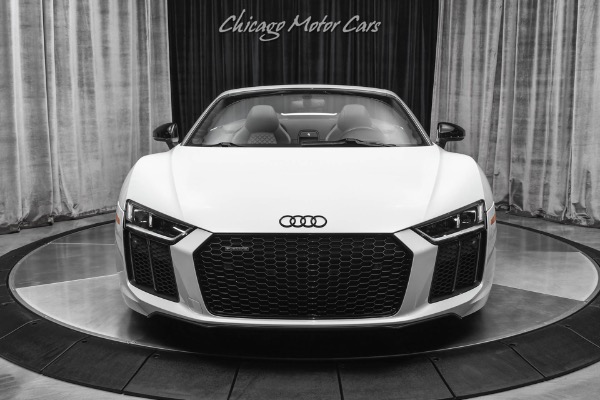 Used-2017-Audi-R8-52-quattro-V10-Spyder-Suzuka-Grey-BOTH-CARBON-PACKS-Full-Leather-Pkg