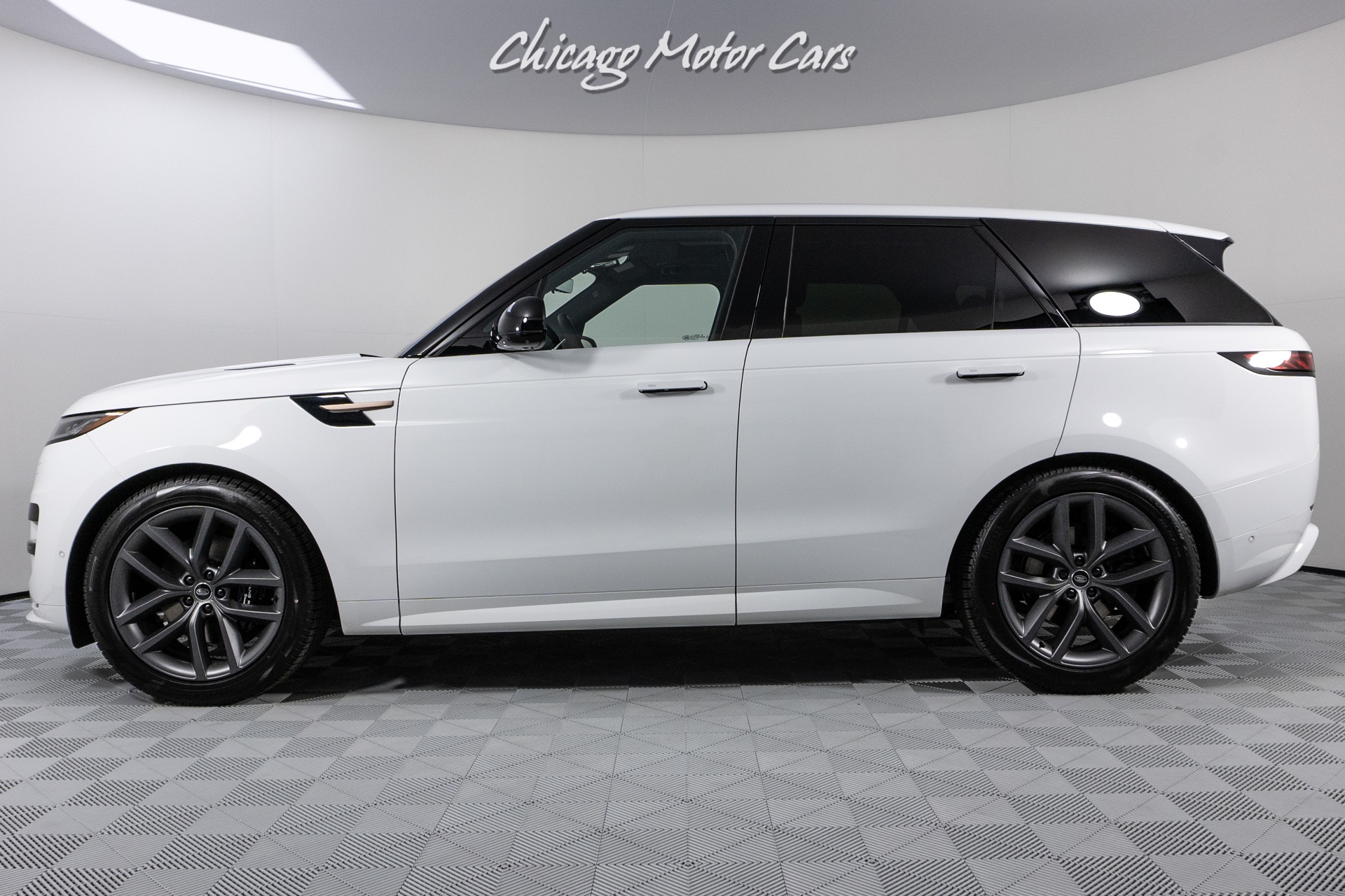 Blaast op gek geworden moeilijk Used 2023 Land Rover Range Rover Sport P400 Dynamic SE ONLY 68 MILES! DEMO  SPECIFICATION PACK MERIDIAN 3D! LOADED! For Sale (Special Pricing) |  Chicago Motor Cars Stock #PA101138-BB