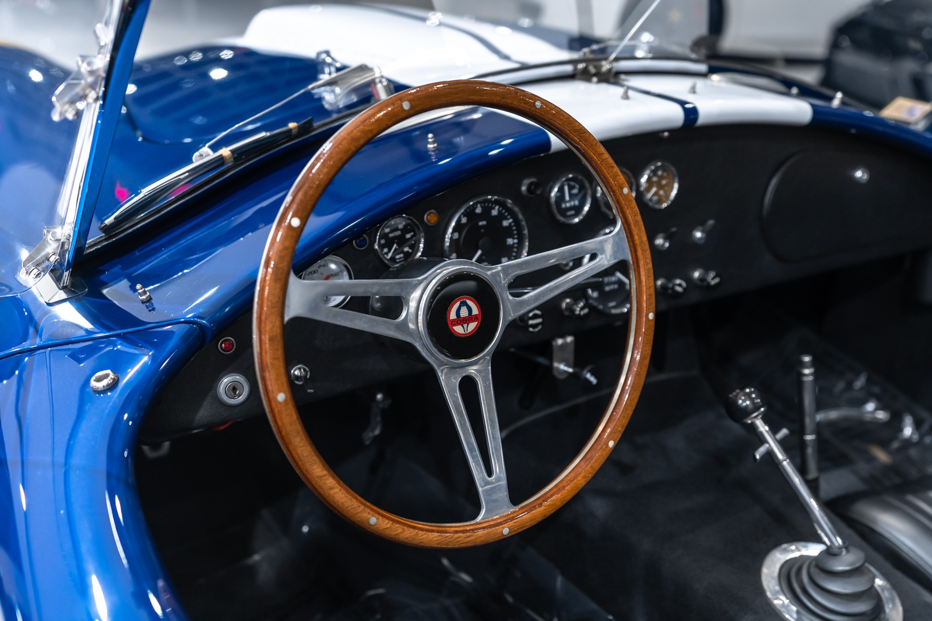 Used-1965-Superformance-Cobra-427-MKIII-Shelby-Tribute-460ci-Big-Block-Soft-Top-Windows