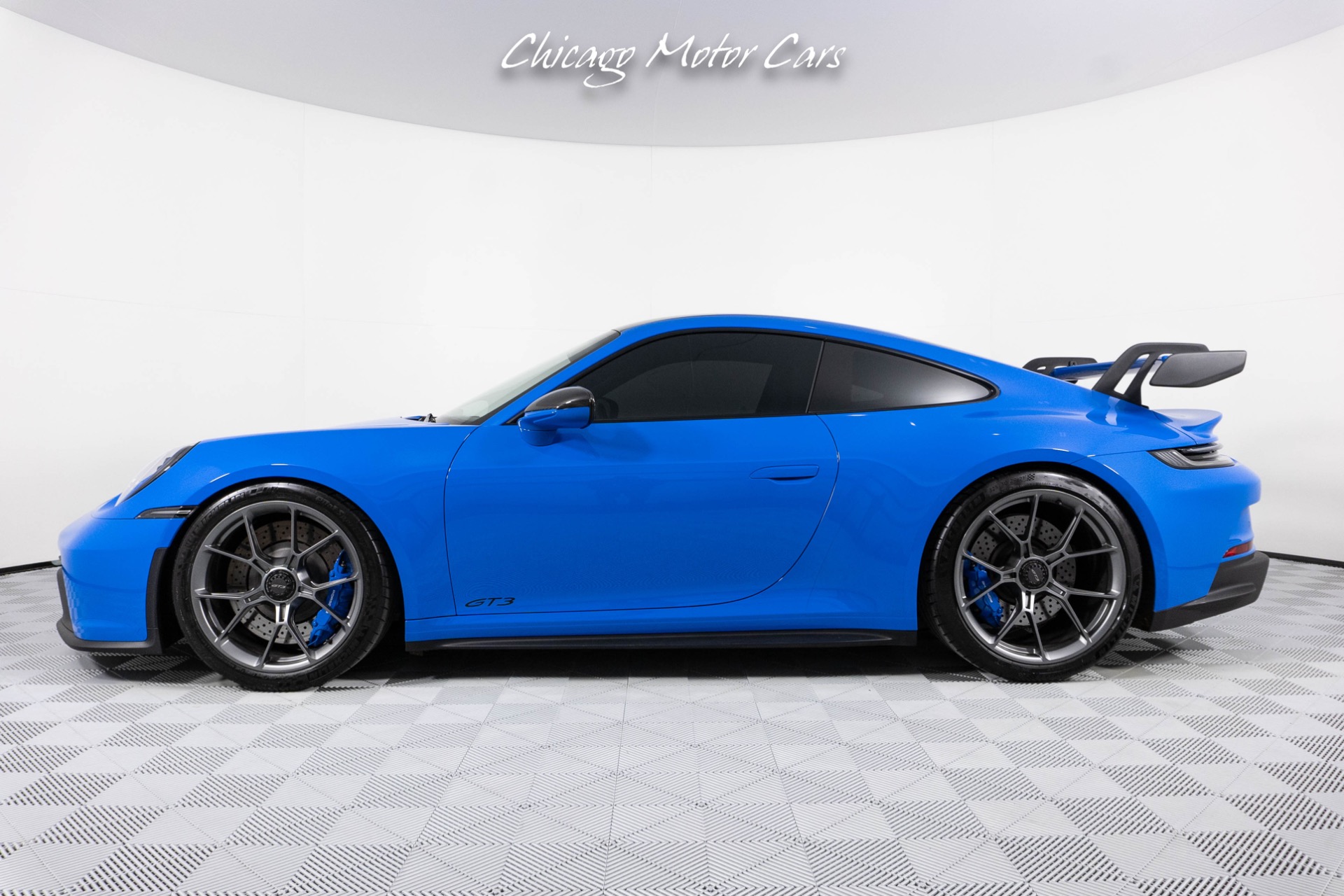 Used-2022-Porsche-911-GT3-Shark-Blue-Exterior-Carbon-Fiber-Roof-Only-3K-Miles-Loaded