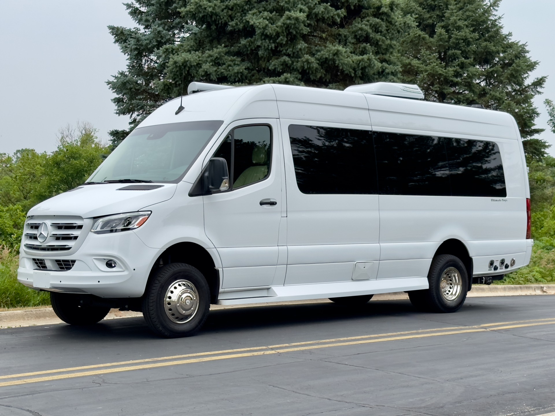 Used 2021 Mercedes-Benz Sprinter 4x4 3500 Ultimate Toys FULL  Bathroom+Kitchen! $228K+ MSRP! Only 3k Miles! For Sale (Special Pricing)