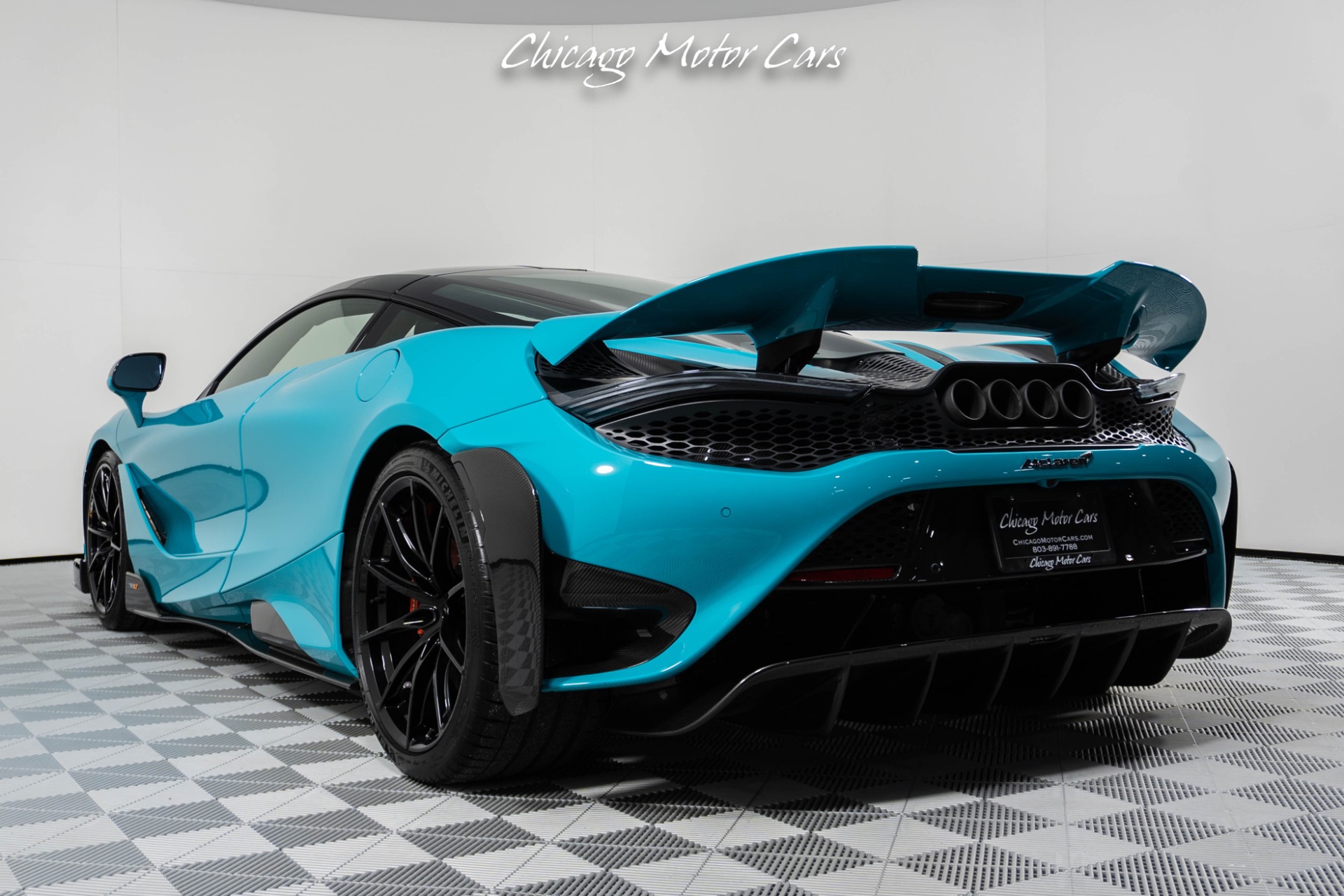 Used-2021-McLaren-765LT-Carbon-Fiber-Exterior-Pack-1---2-Stunning-Tokyo-Cyan-Finish-Stealth-Pack