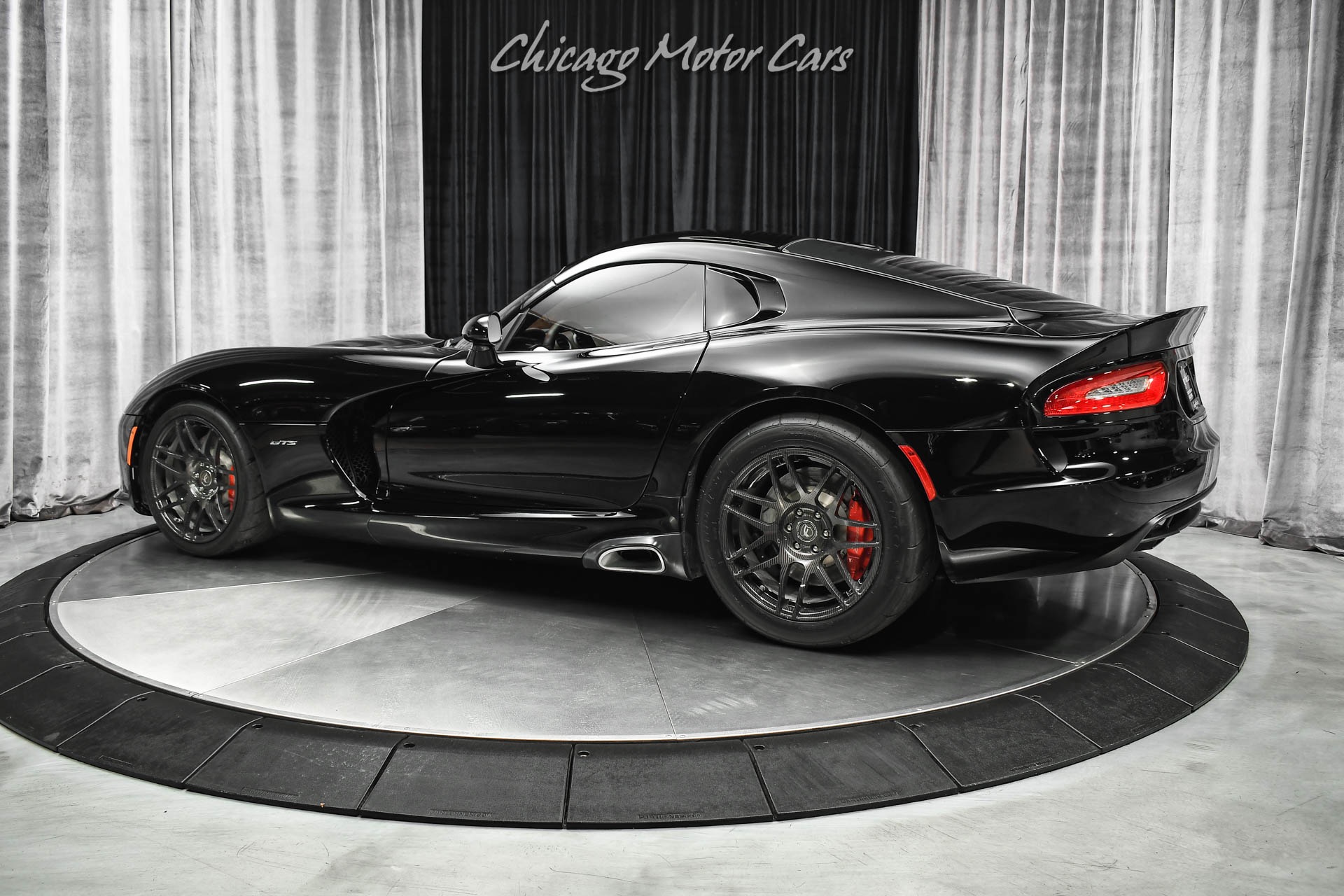 Used-2014-Dodge-SRT-Viper-GTS-CALVO-TWIN-TURBO-CM1300-Carbon-Fiber-Wheels-Laguna-Interior