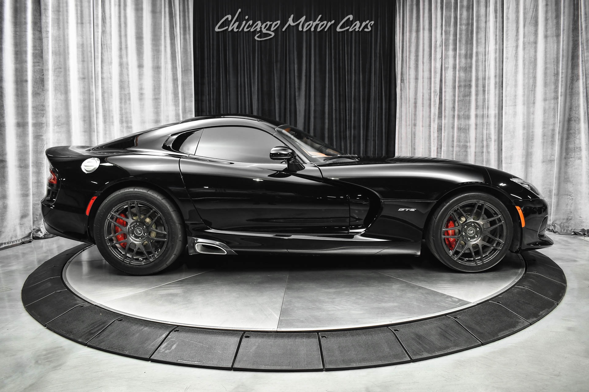 Used-2014-Dodge-SRT-Viper-GTS-CALVO-TWIN-TURBO-CM1300-Carbon-Fiber-Wheels-Laguna-Interior