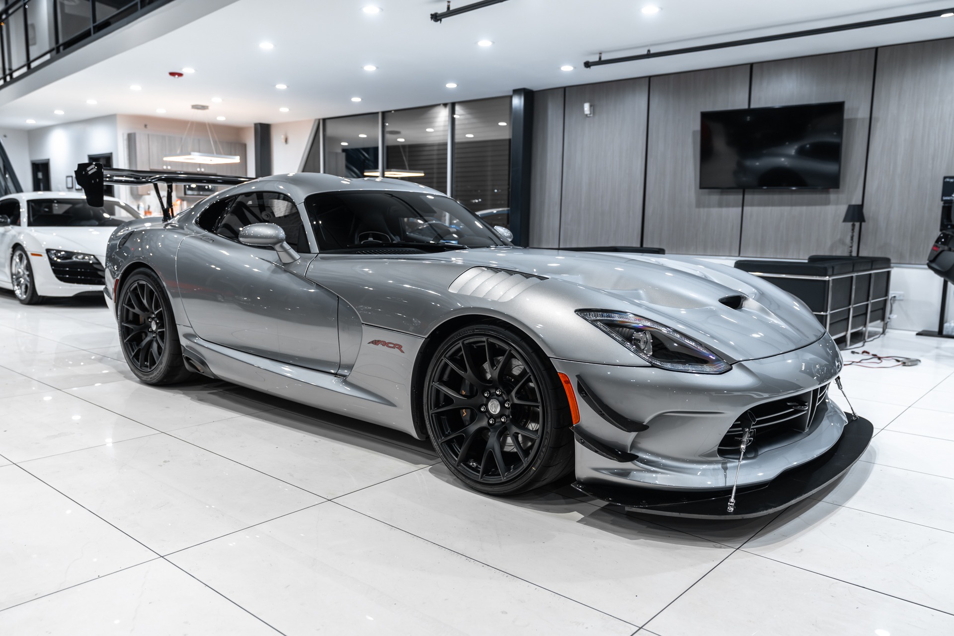 Used-2017-Dodge-Viper-ACR-Extreme-Aero-Coupe-Excellent-Condition-Collector-Car-ONLY-7k-Miles