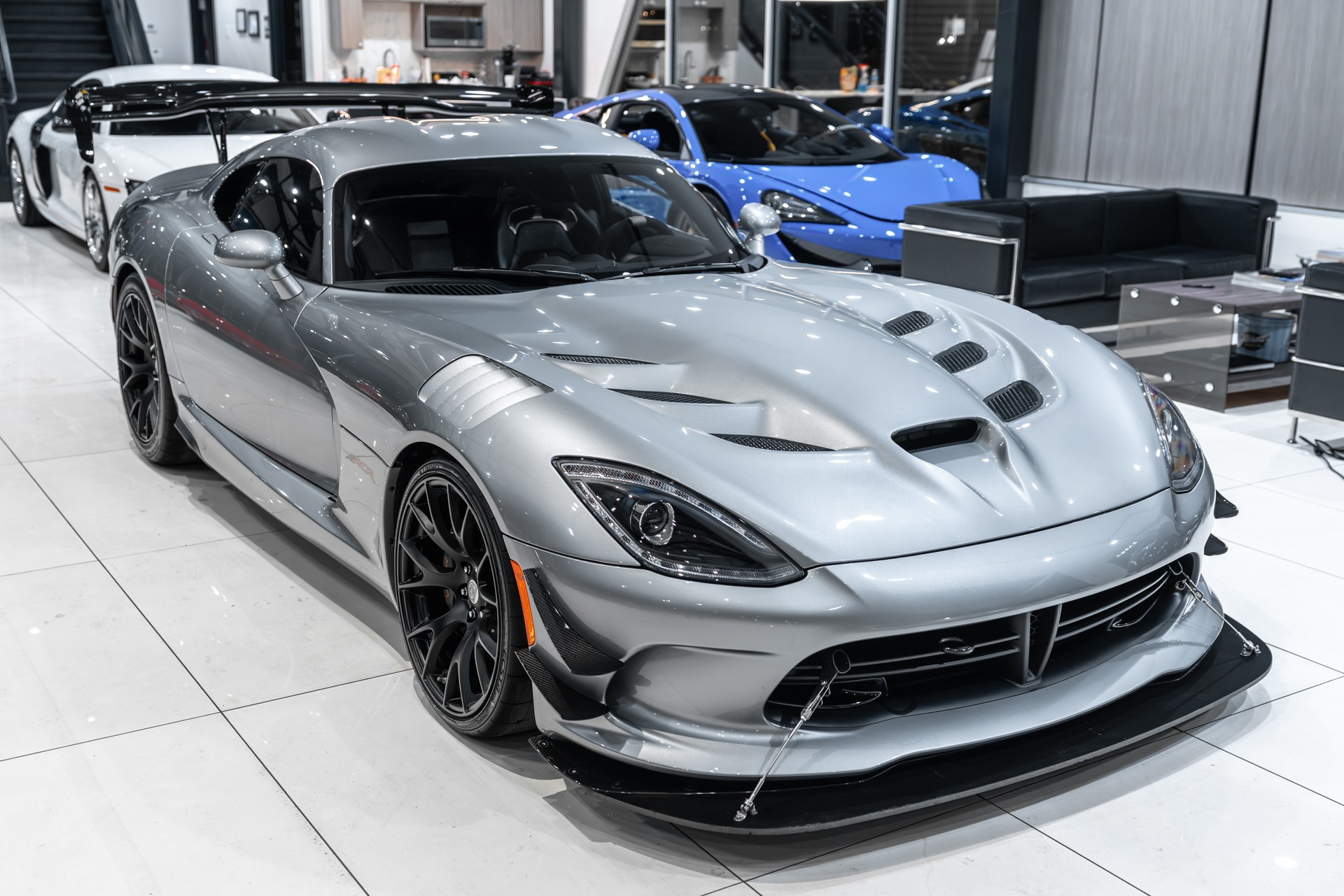 Used-2017-Dodge-Viper-ACR-Extreme-Aero-Coupe-Excellent-Condition-Collector-Car-ONLY-7k-Miles