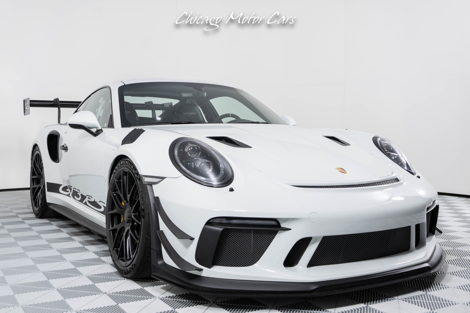 Used-2019-Porsche-911-GT3-RS-TONS-OF-UPGRADES-AND-CARBON-FIBER-FRONT-AXLE-LIFT