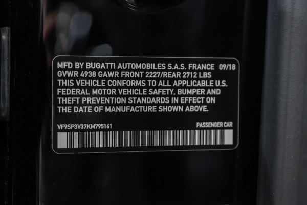 Used-2019-Bugatti-Chiron-AWD-80L-W16-Quad-Turbo-1500HP-Full-PPF-Just-Serviced-1-of-1-Spec