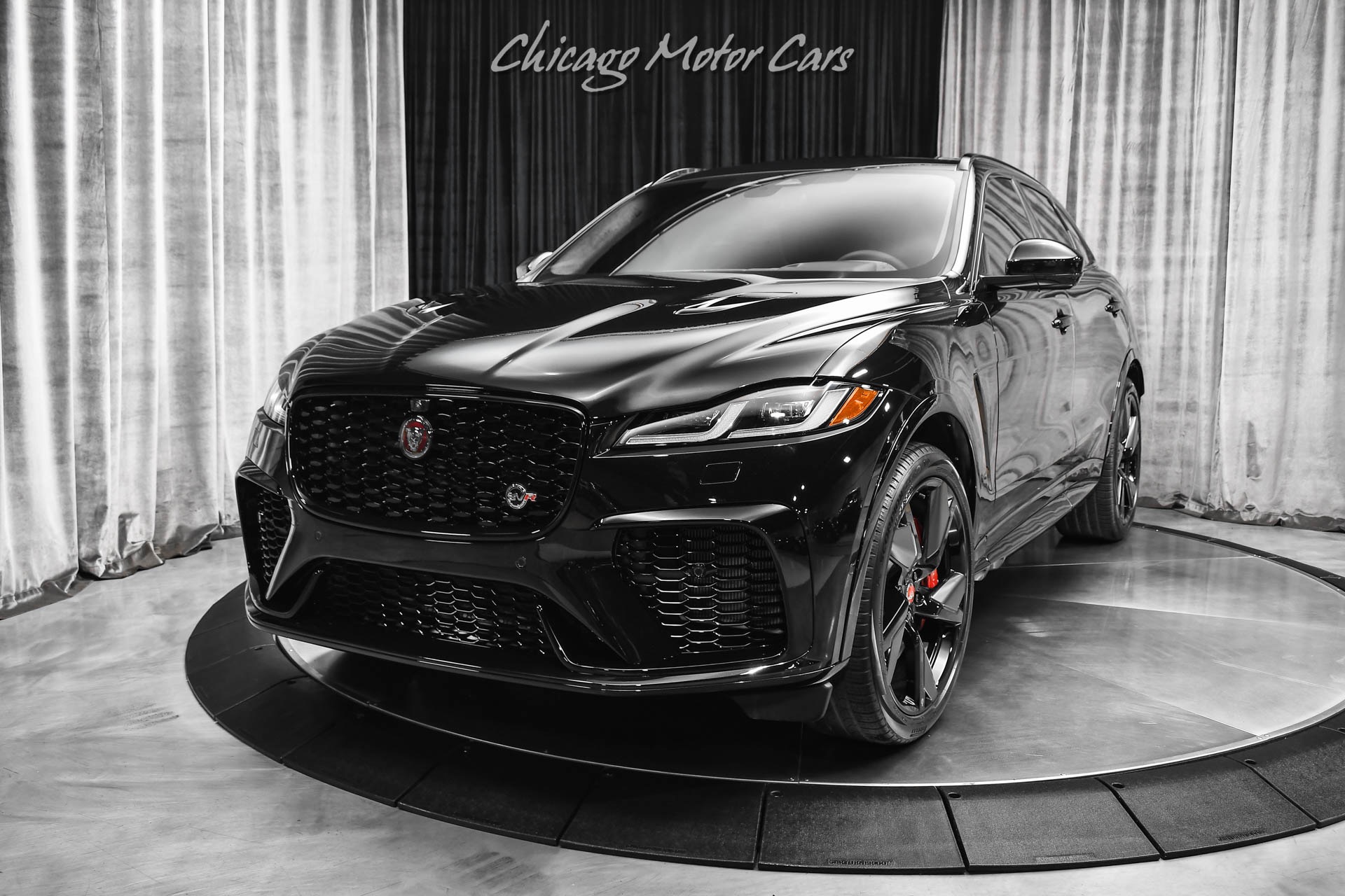 Used-2023-Jaguar-F-PACE-SVR-22-Inch-Wheels-Carbon-Fiber-Triple-Black-542HP-Panoramic-Roof-Loaded