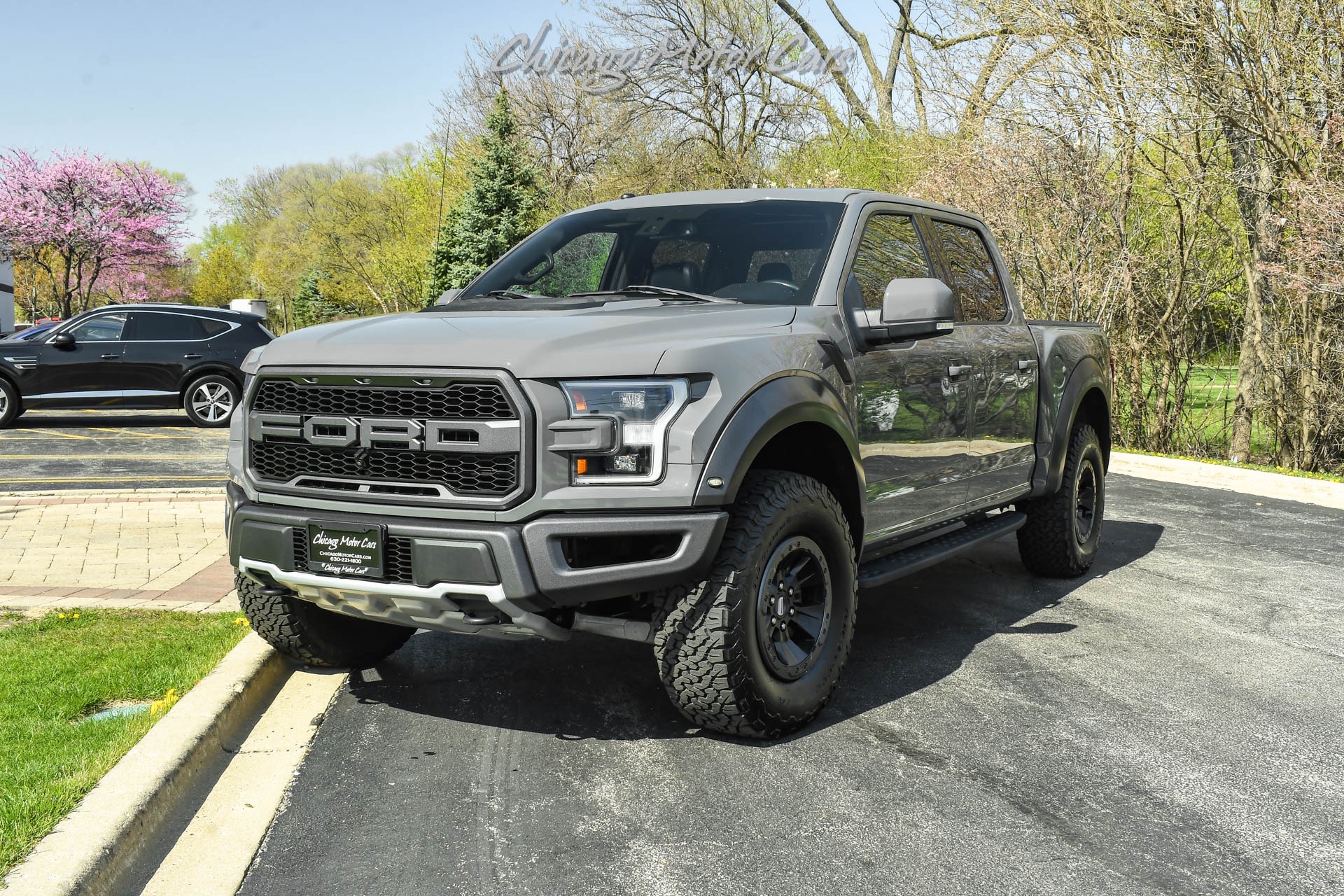 Used-2018-Ford-F-150-Raptor-Just-Serviced-Raptor-Package-Carbon-Fiber-Technology-Pack-LOADED