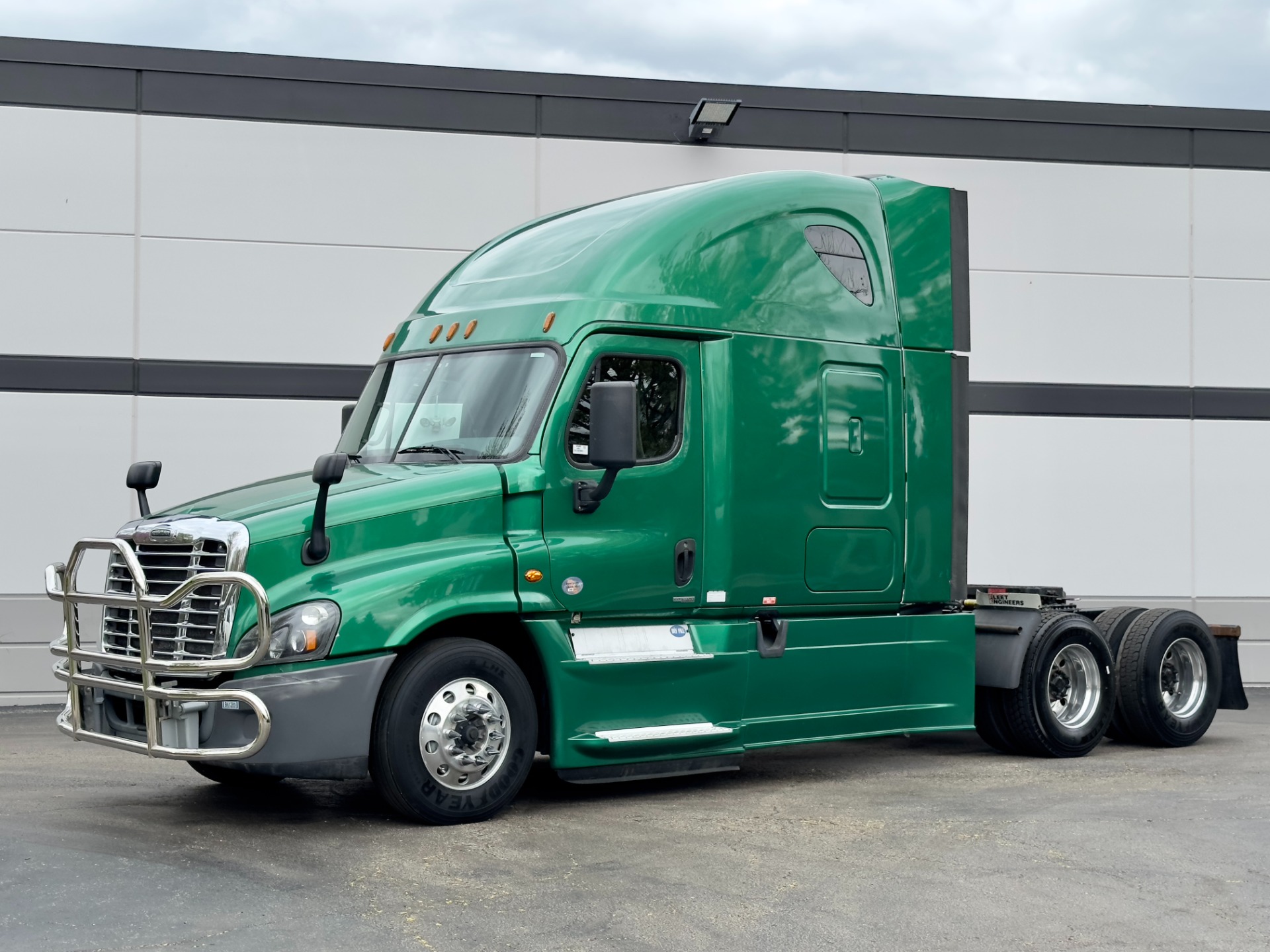 Freightliner Cascadia Sleeper