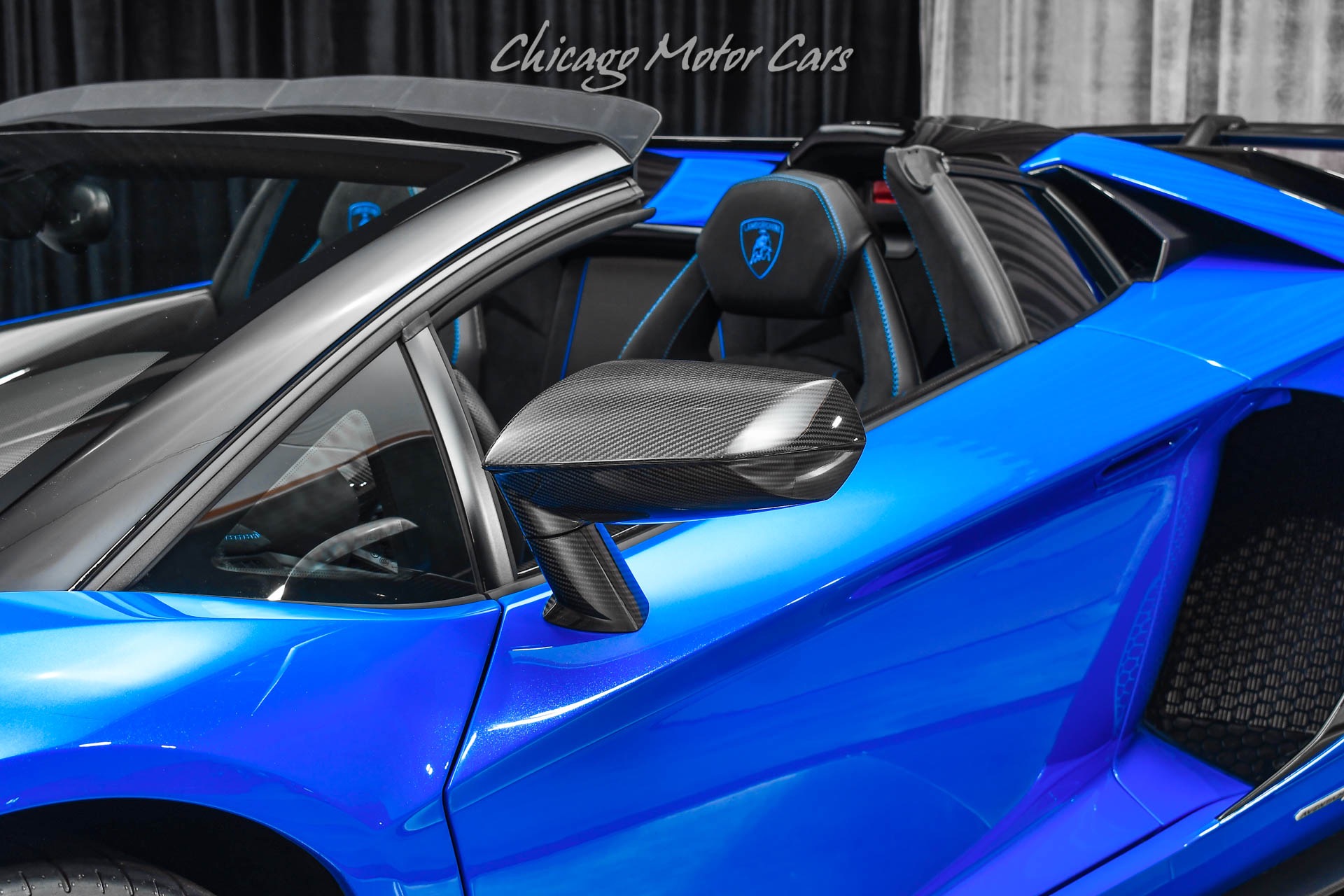 Used-2021-Lamborghini-Aventador-LP770-4-SVJ-Roadster-ONLY-1K-Miles-RARE-Color-Combo-TONS-of-Carbon