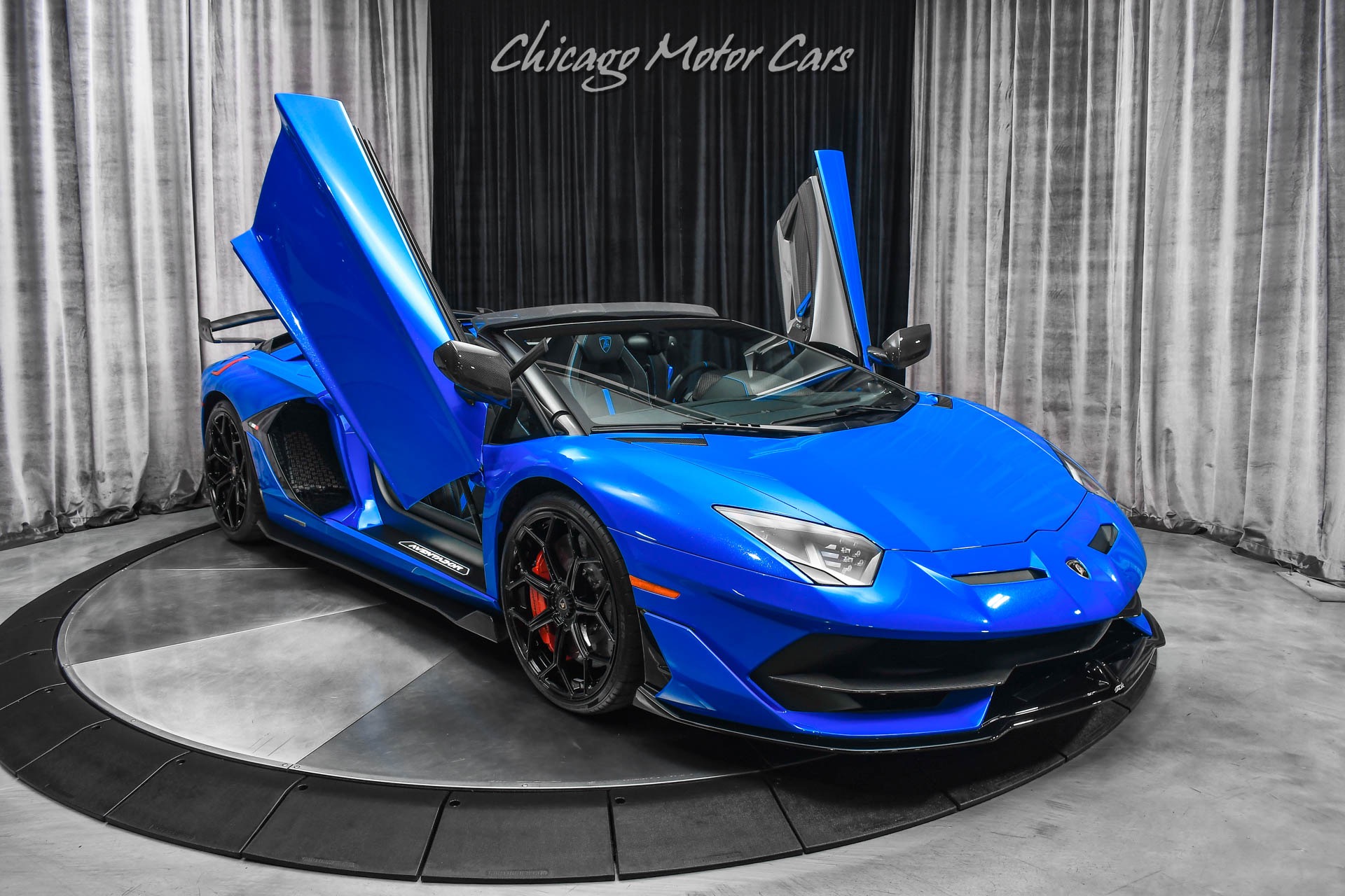 Used-2021-Lamborghini-Aventador-LP770-4-SVJ-Roadster-ONLY-1K-Miles-RARE-Color-Combo-TONS-of-Carbon