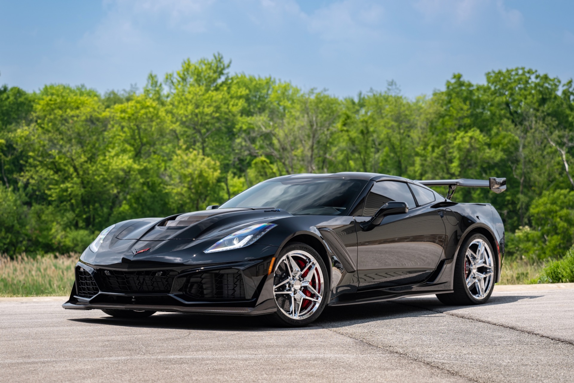 Used-2019-Chevrolet-Corvette-ZR1-3ZR-coupe-loaded-ZTK-TRACK-PACK-ONLY-376-ORIGINAL-MILES