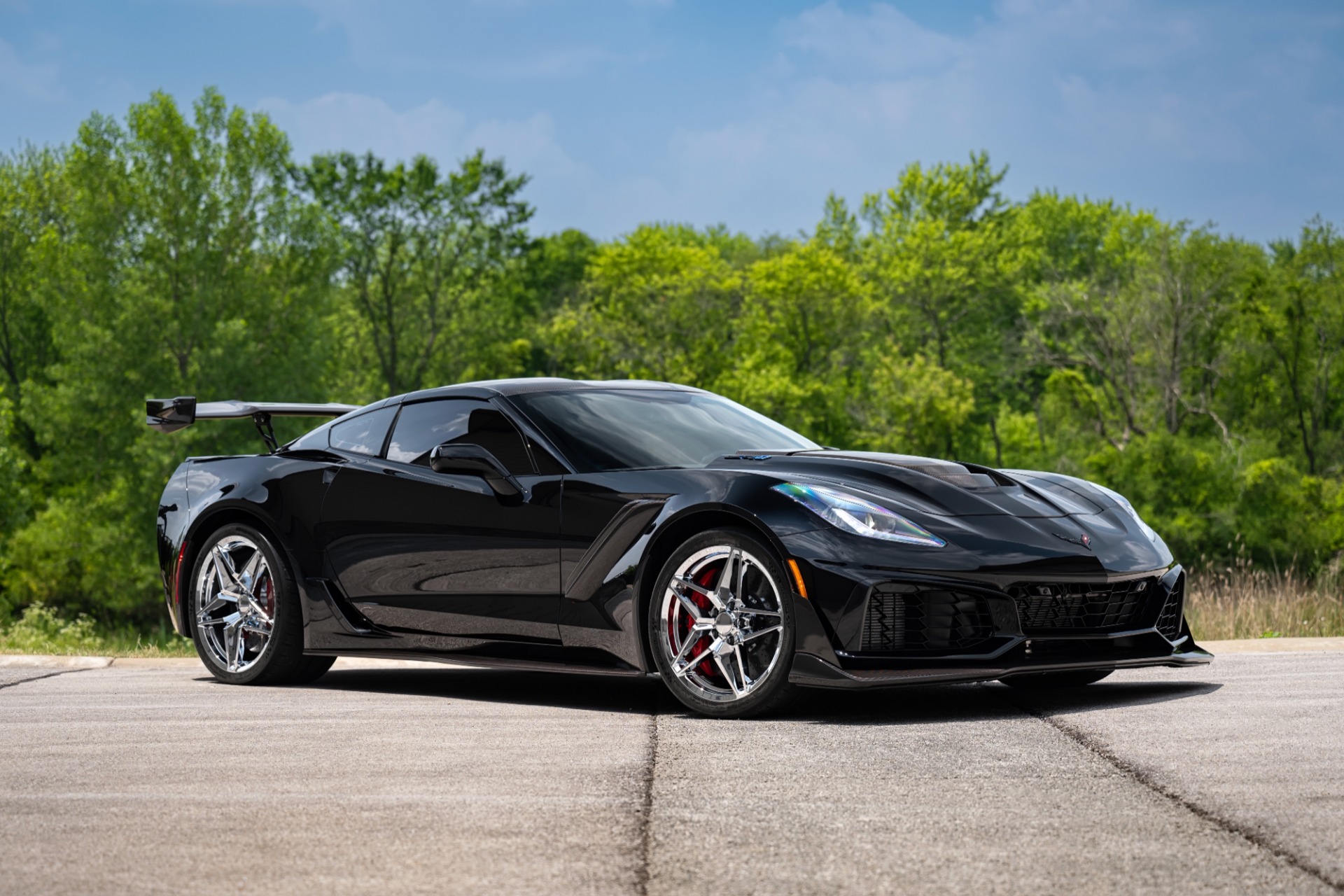 Used-2019-Chevrolet-Corvette-ZR1-3ZR-coupe-loaded-ZTK-TRACK-PACK-ONLY-376-ORIGINAL-MILES