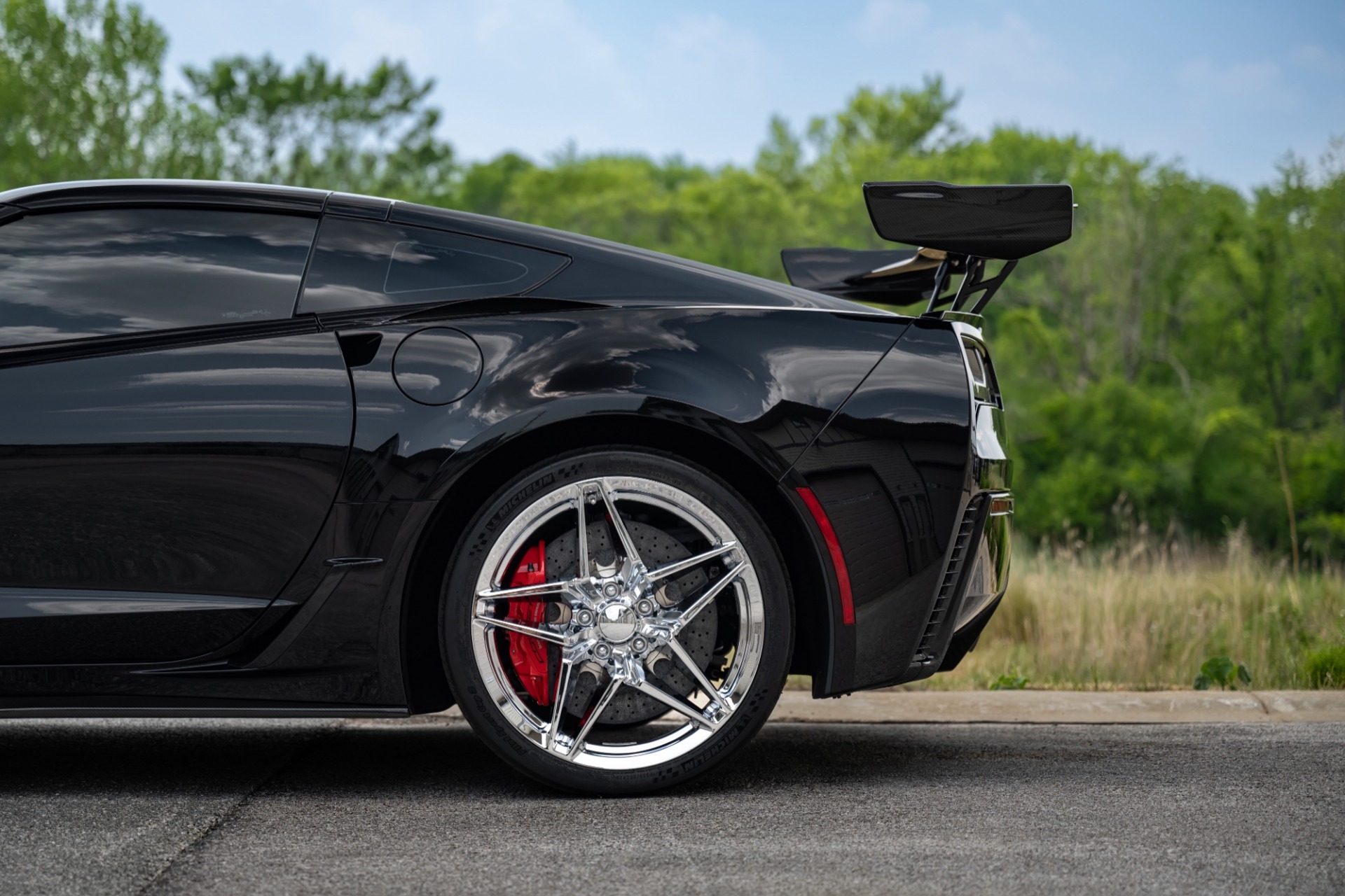 Used-2019-Chevrolet-Corvette-ZR1-3ZR-coupe-loaded-ZTK-TRACK-PACK-ONLY-376-ORIGINAL-MILES