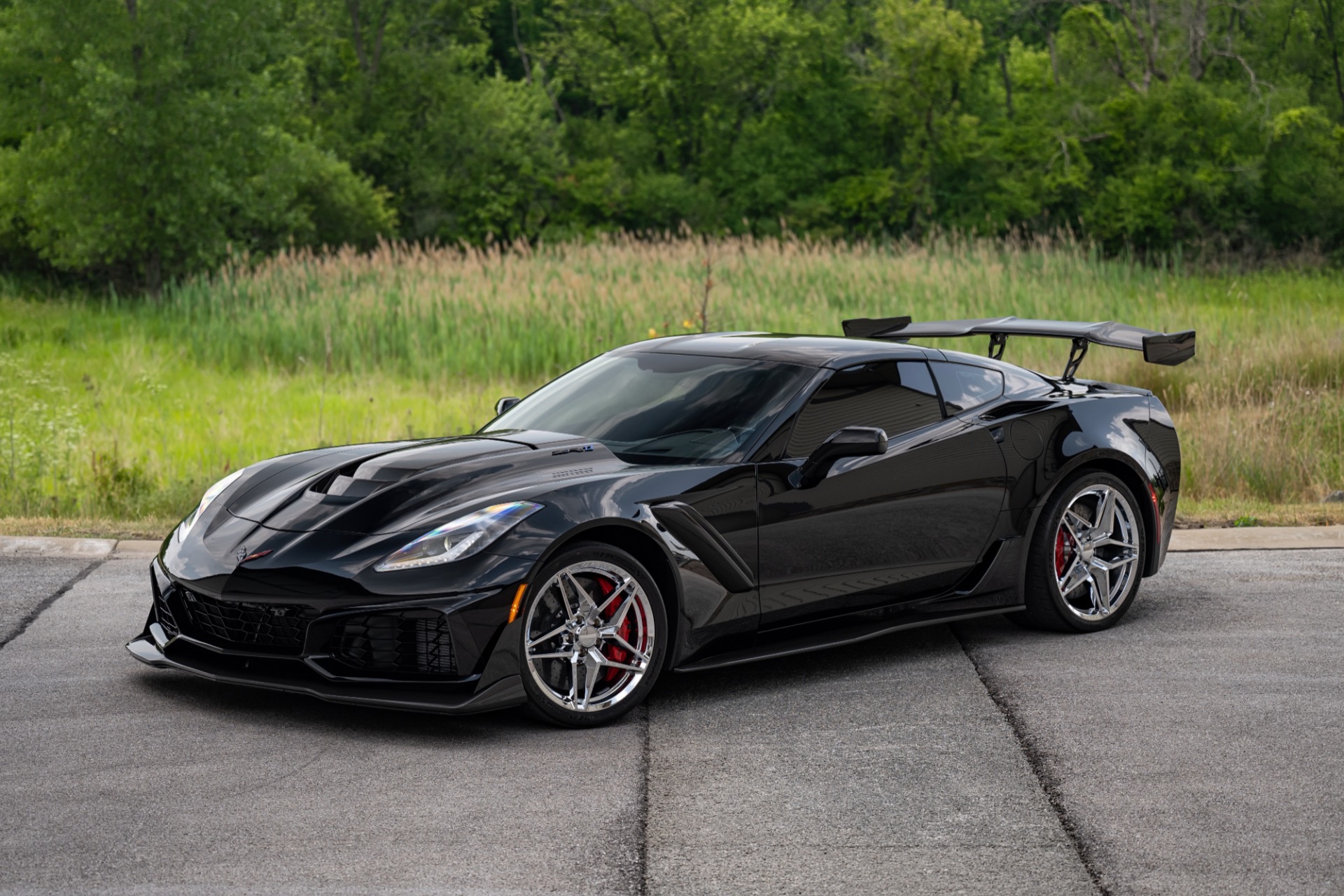 Used-2019-Chevrolet-Corvette-ZR1-3ZR-coupe-loaded-ZTK-TRACK-PACK-ONLY-376-ORIGINAL-MILES