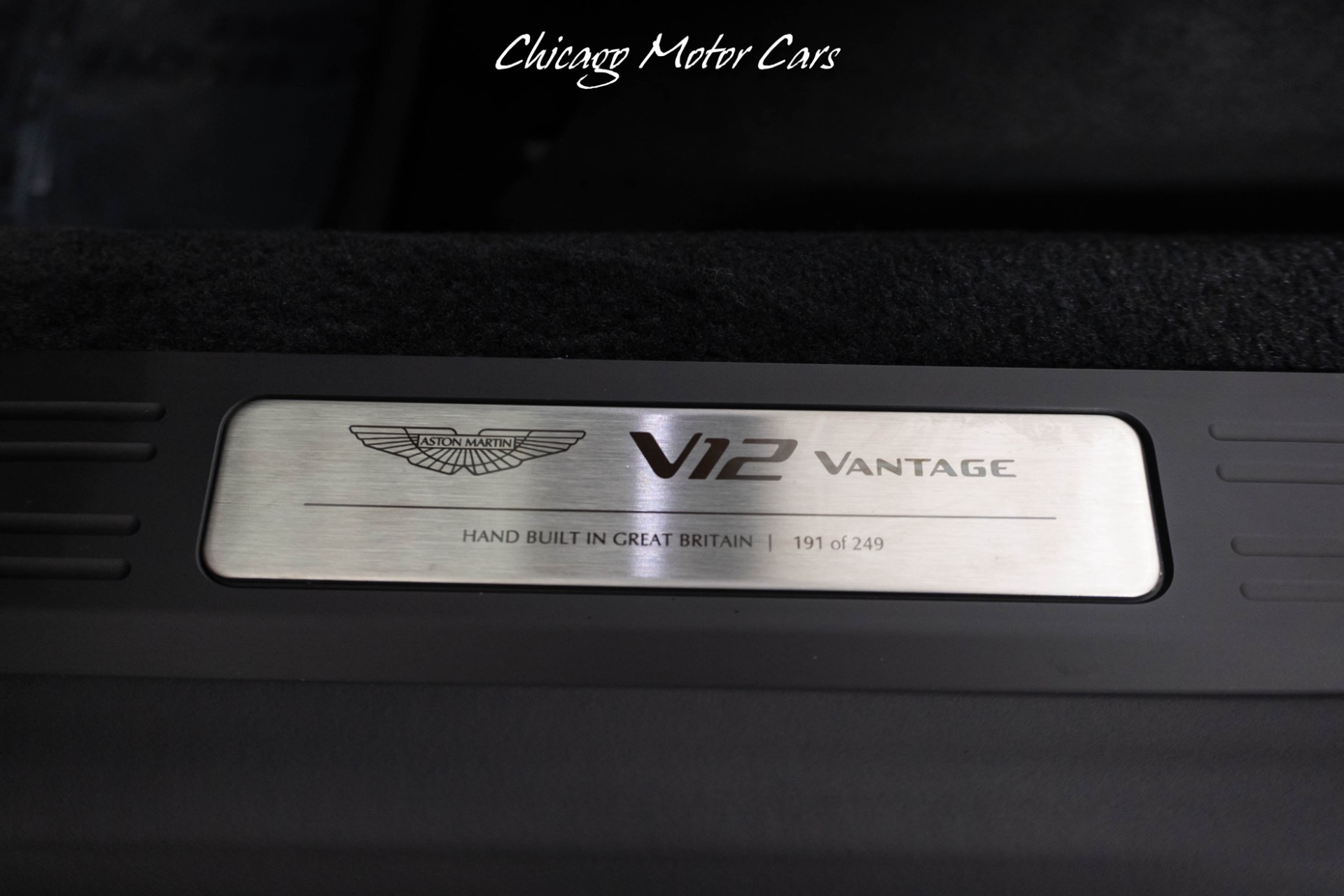 Used-2023-Aston-Martin-Vantage-V12-Roadster-CARBON-PACK-HUGE-MSRP-RARE-1-of-249