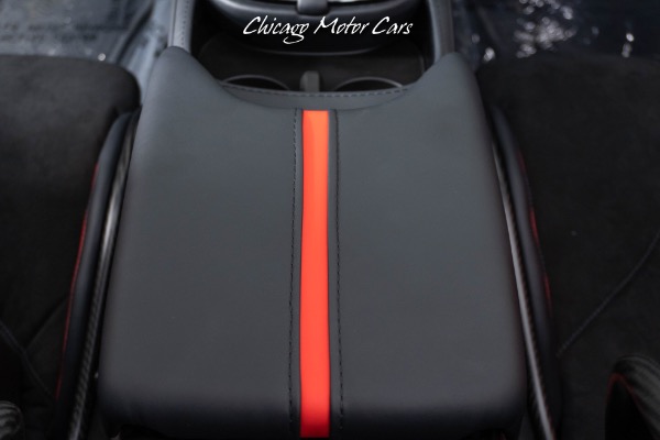 Used-2023-Aston-Martin-Vantage-V12-Roadster-CARBON-PACK-HUGE-MSRP-RARE-1-of-249