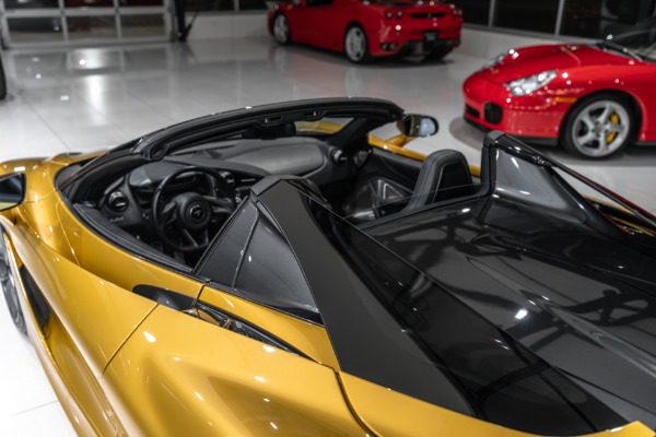 Used-2019-McLaren-720S-Spider-Luxury-Exterior-Carbon-Fiber-Pkg-Electrochomic-Roof-Just-Serviced